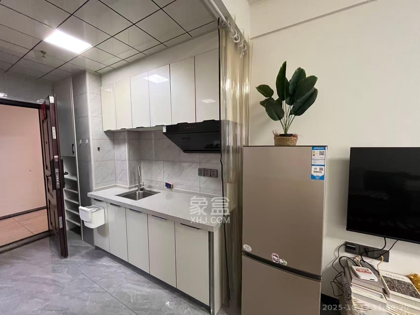 万润时光里  1室1厅1卫    1700.0元/月室内图