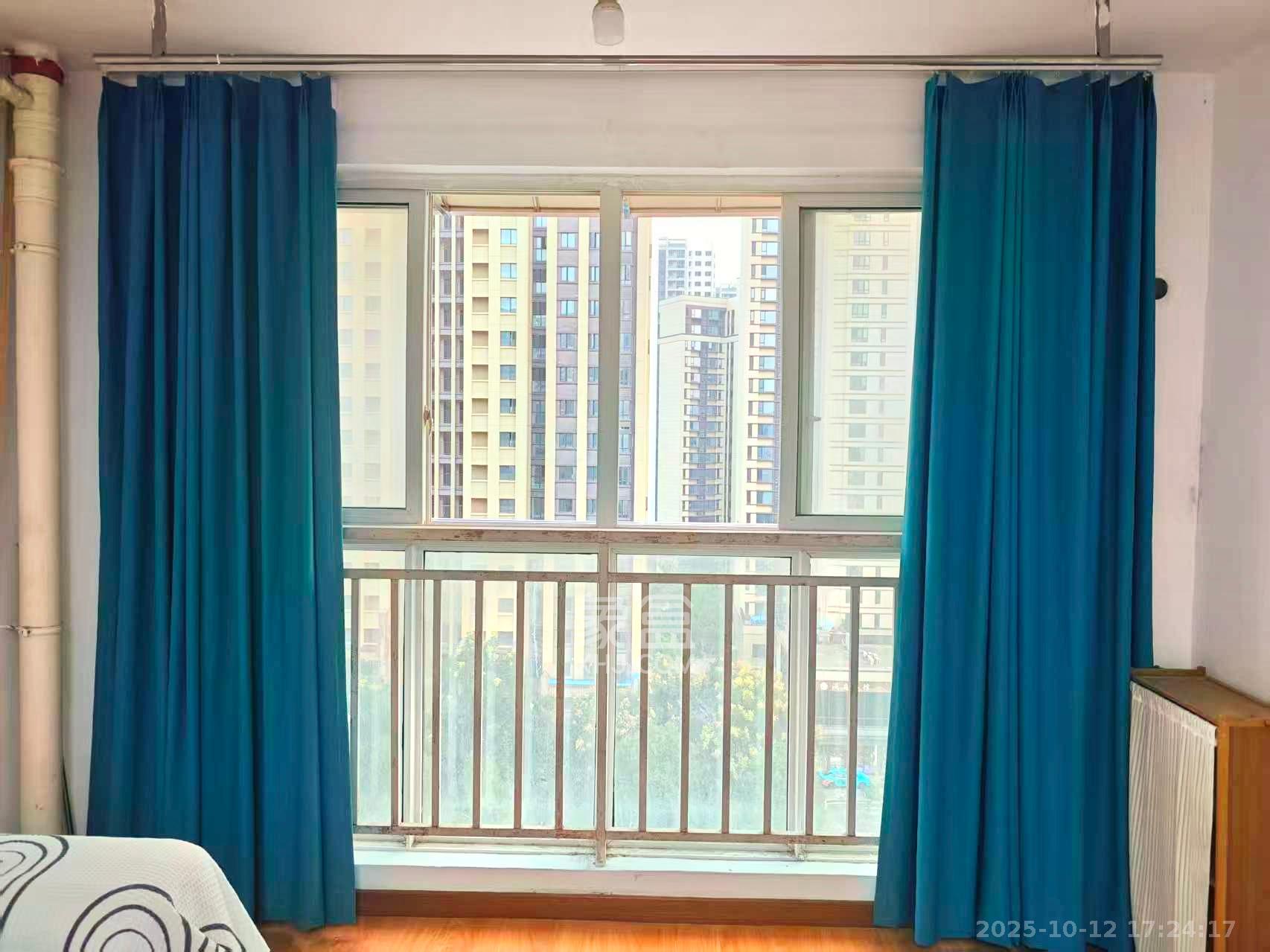 谷山乐园二期  2室2厅1卫    1600.0元/月室内图