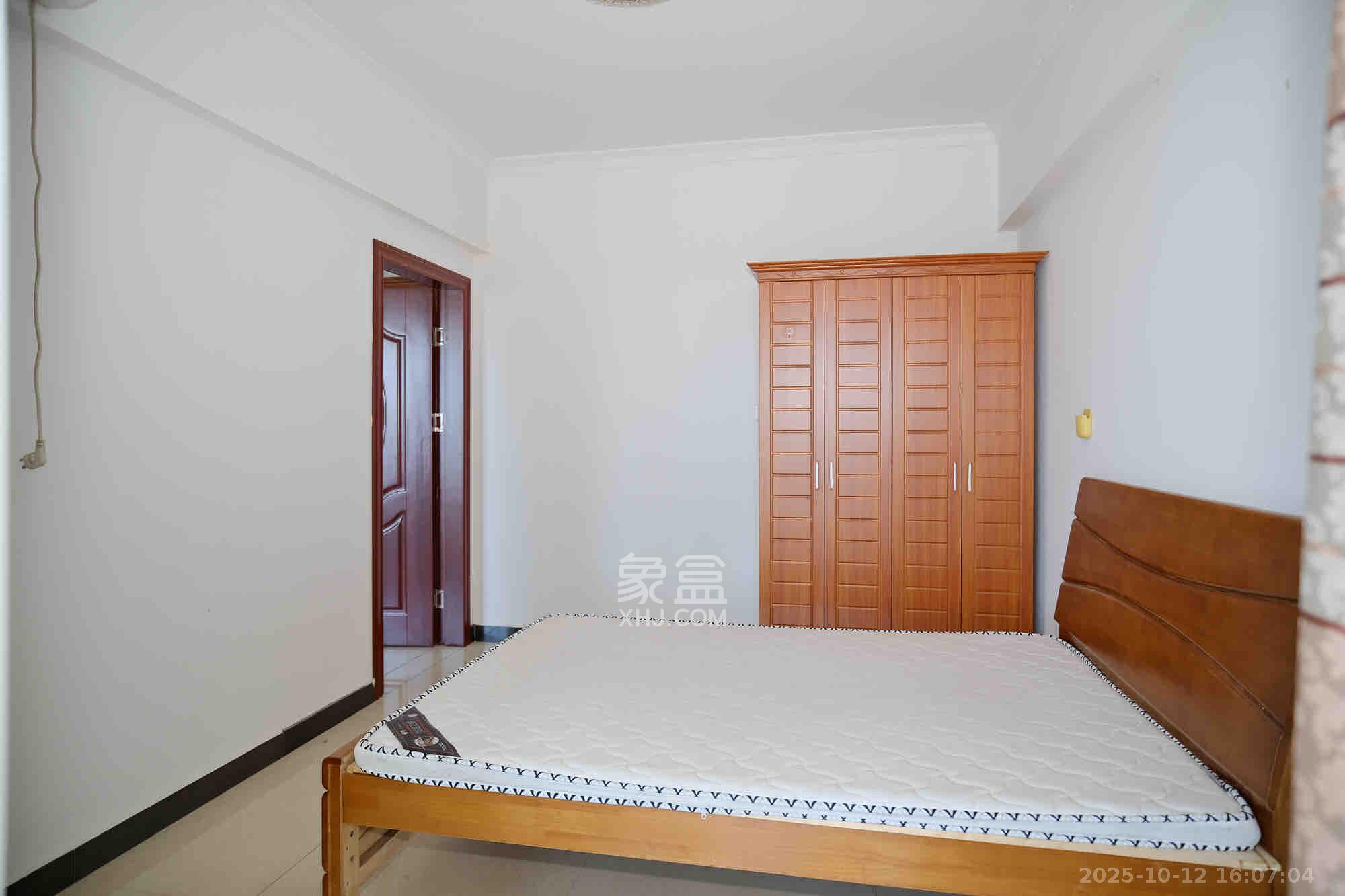 世景华庭 2室0厅0卫 1600.0元/月 世景华庭 2室0厅0卫 1600.0元/月室内图