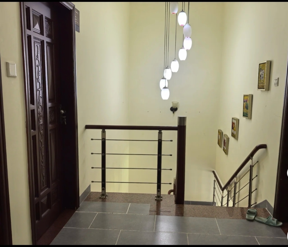 泰达比华利山庄 5室3厅4卫 9500.0元/月 泰达比华利山庄 5室3厅4卫 9500.0元/月室内图