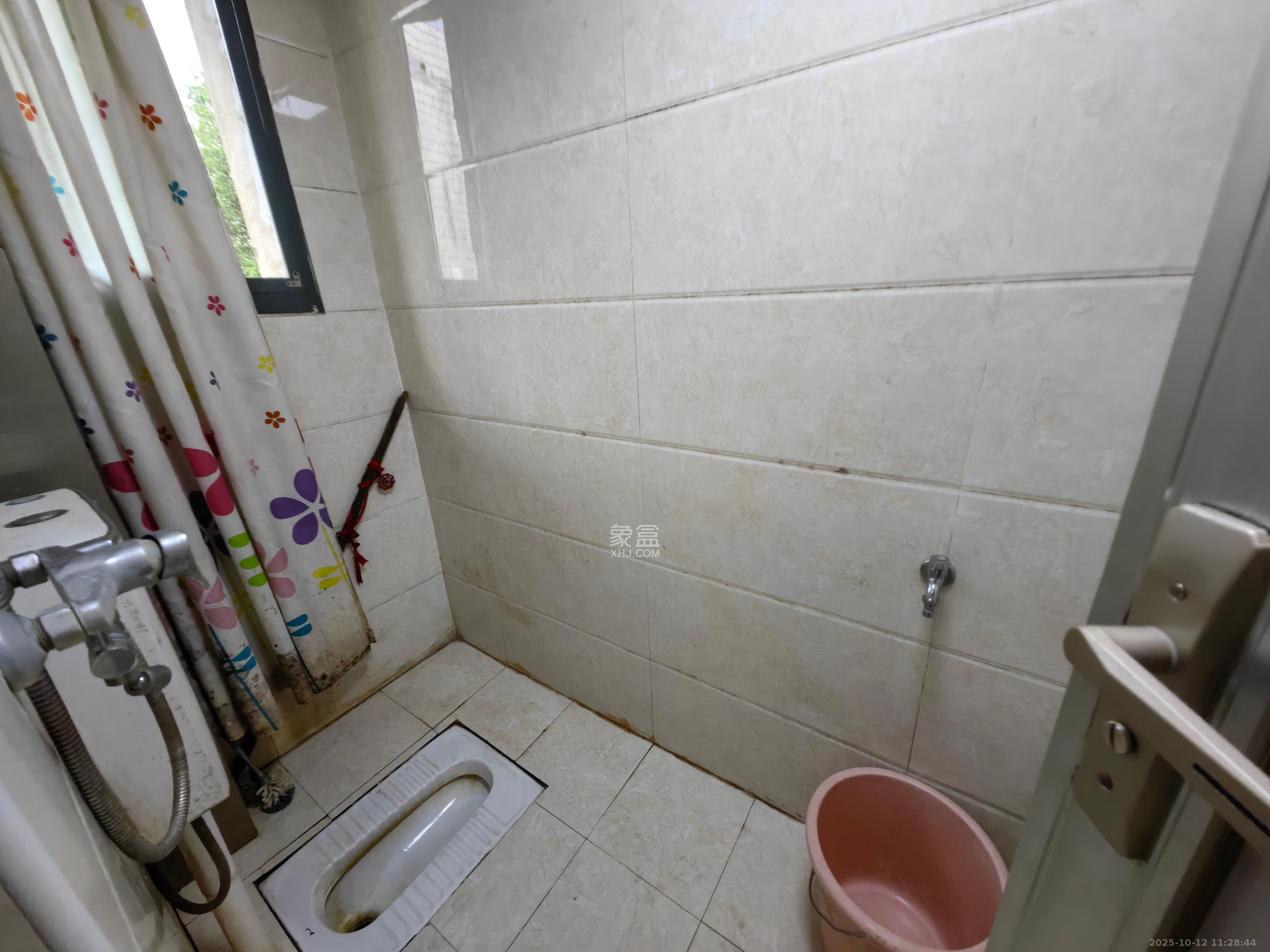 人民新村 2室1厅1卫 1800.0元/月 人民新村 2室1厅1卫 1800.0元/月室内图