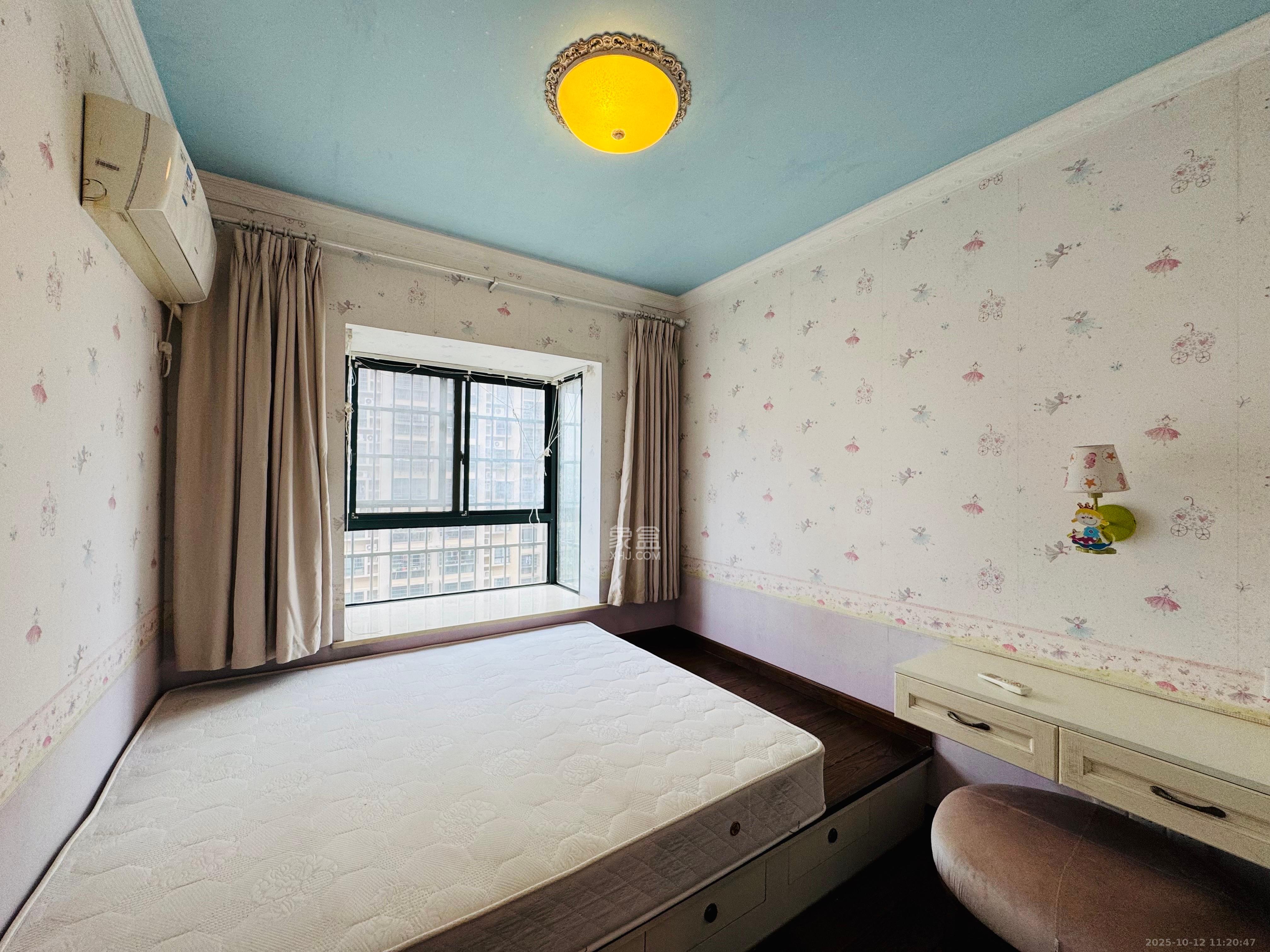 岳华嘉园  2室2厅2卫    2800.0元/月室内图