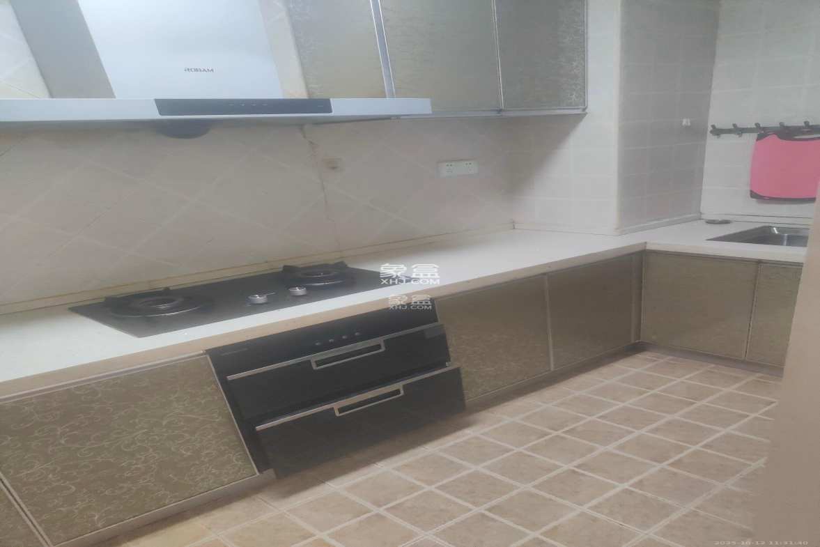 蓝山郡 2室2厅1卫 1900.0元/月 蓝山郡 2室2厅1卫 1900.0元/月室内图