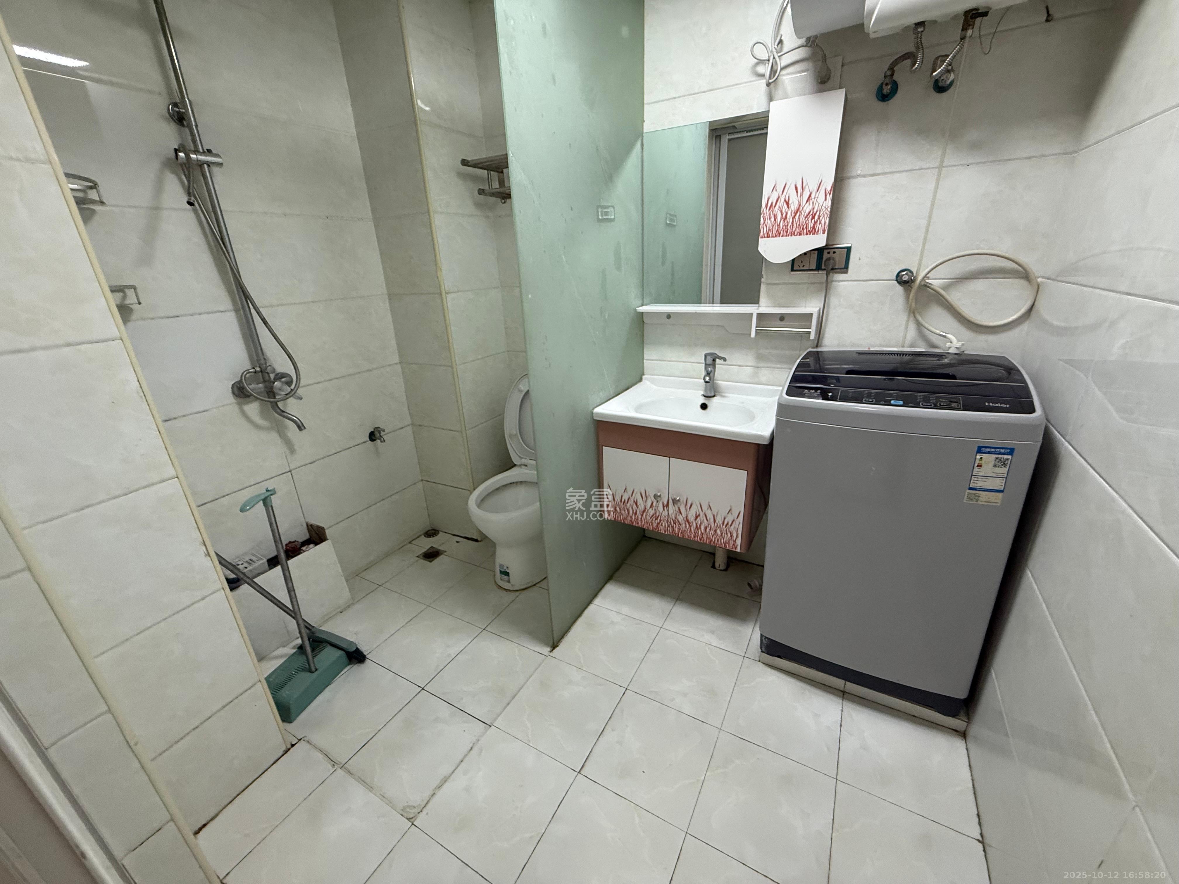 长房天翼未来城  1室1厅1卫    1200.0元/月室内图