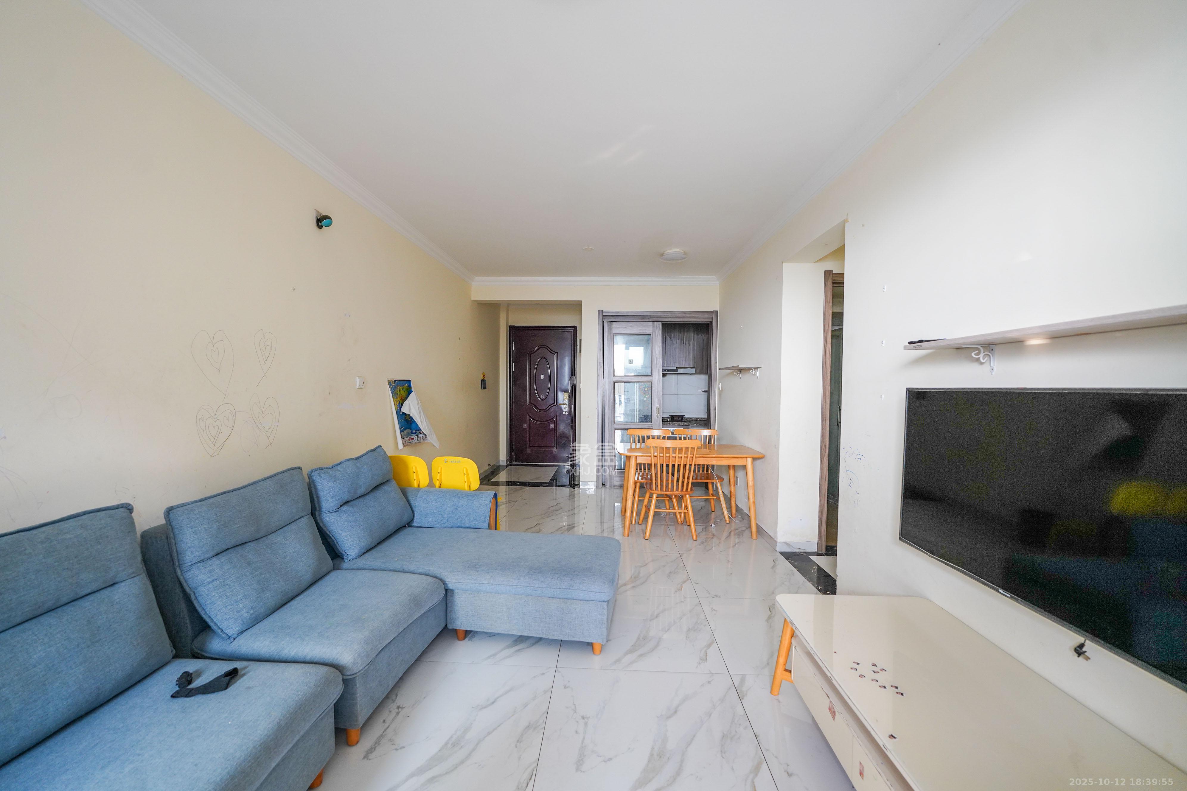 碧桂园公园壹号（凯怡茗苑）  3室2厅1卫    58.0万客厅