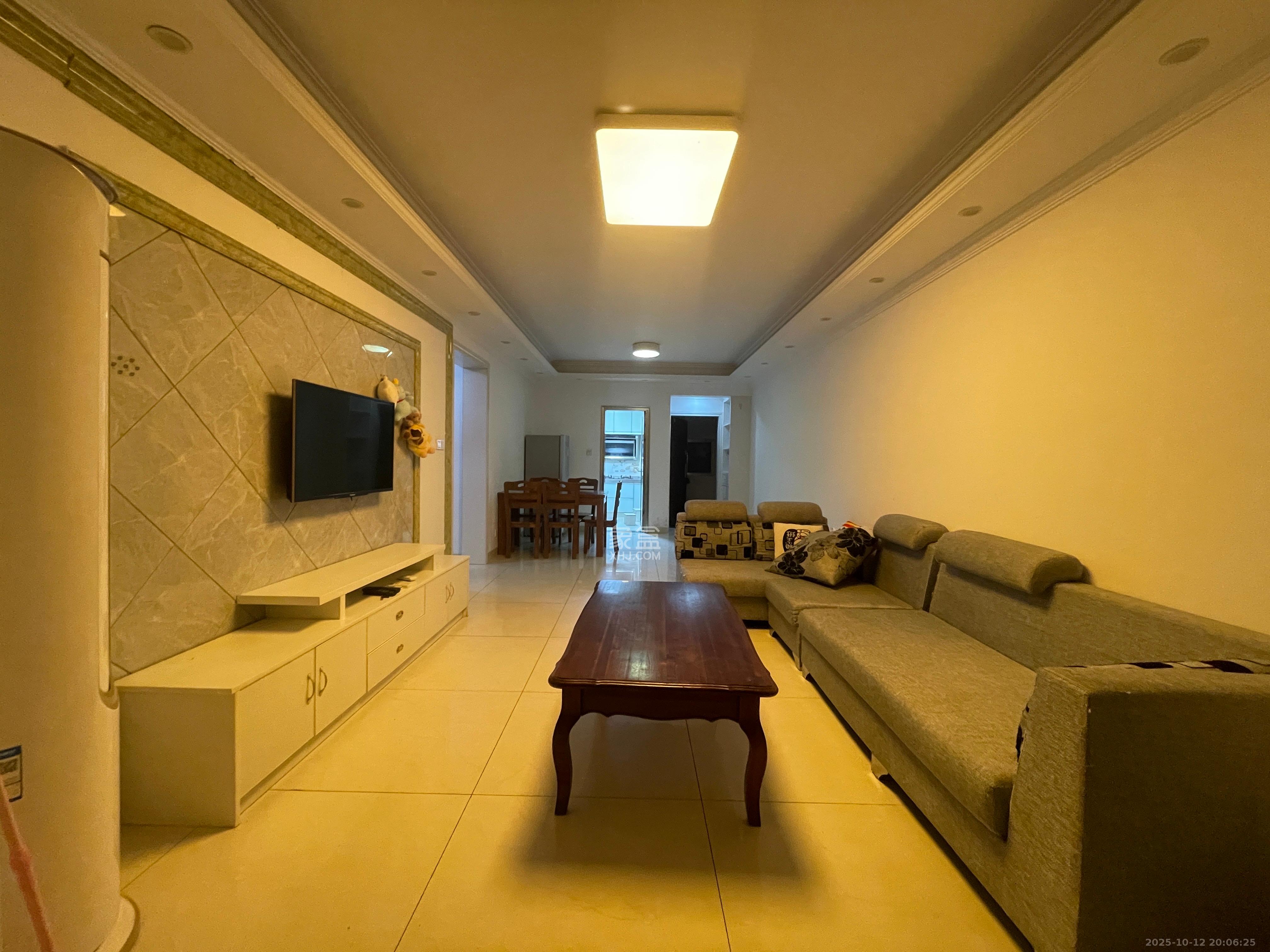 荣盛花语书苑  3室2厅1卫    2500.0元/月室内图