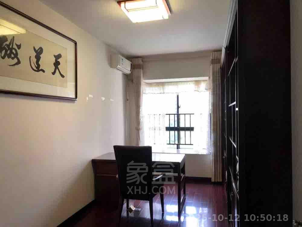 龙腾国际 4室2厅2卫 2600.0元/月 龙腾国际 4室2厅2卫 2600.0元/月室内图