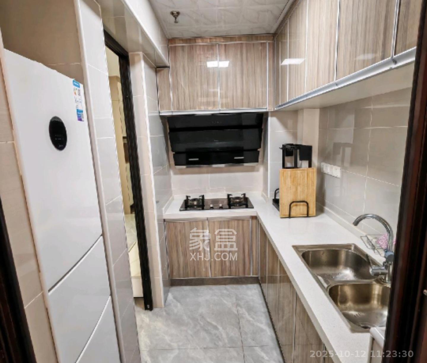 鑫远揽悦（鑫远和城三期）  1室1厅1卫    1600.0元/月室内图