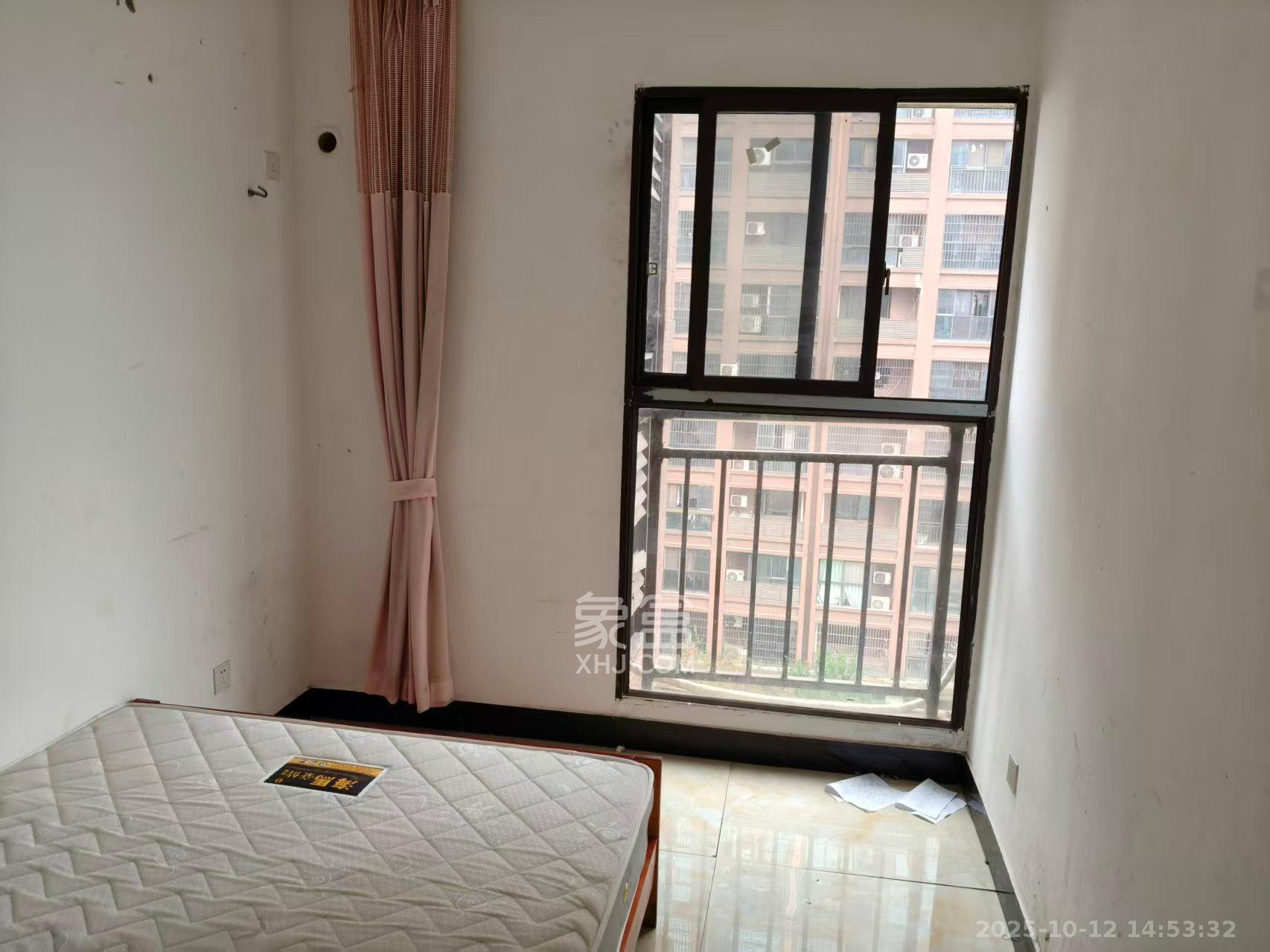 中冶中央公园 4室1厅2卫 2000.0元/月 中冶中央公园 4室1厅2卫 2000.0元/月室内图