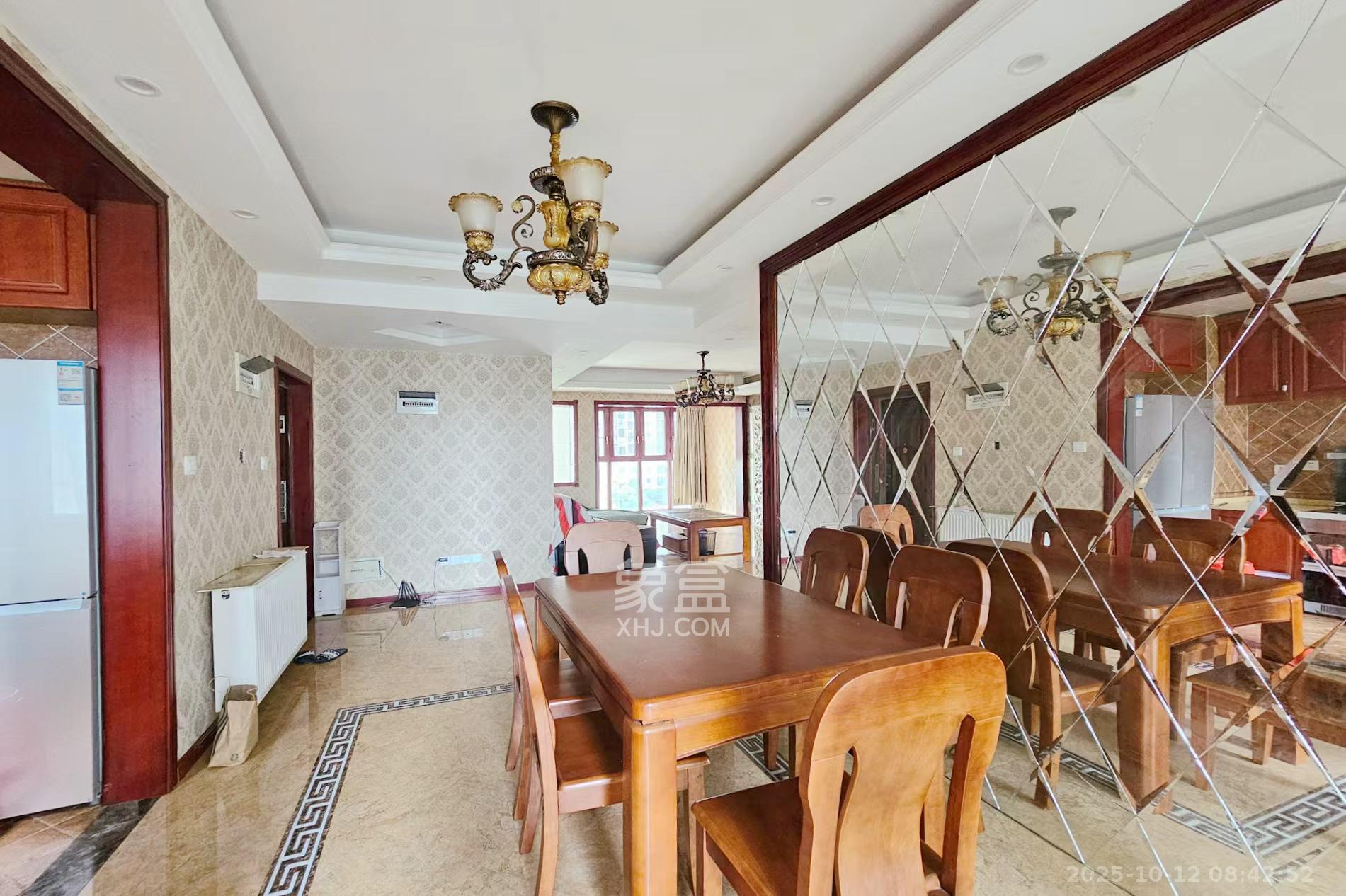 嘉宇盛世华章  3室2厅2卫    4000.0元/月室内图