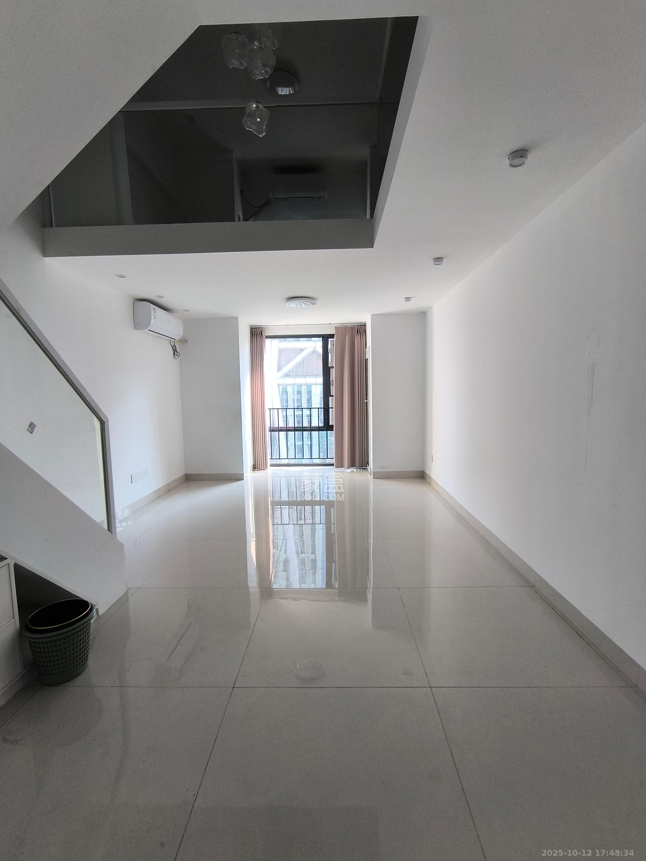 启迪协信中心  1室0厅0卫    2400.0元/月 启迪协信中心  1室0厅0卫    2400.0元/月