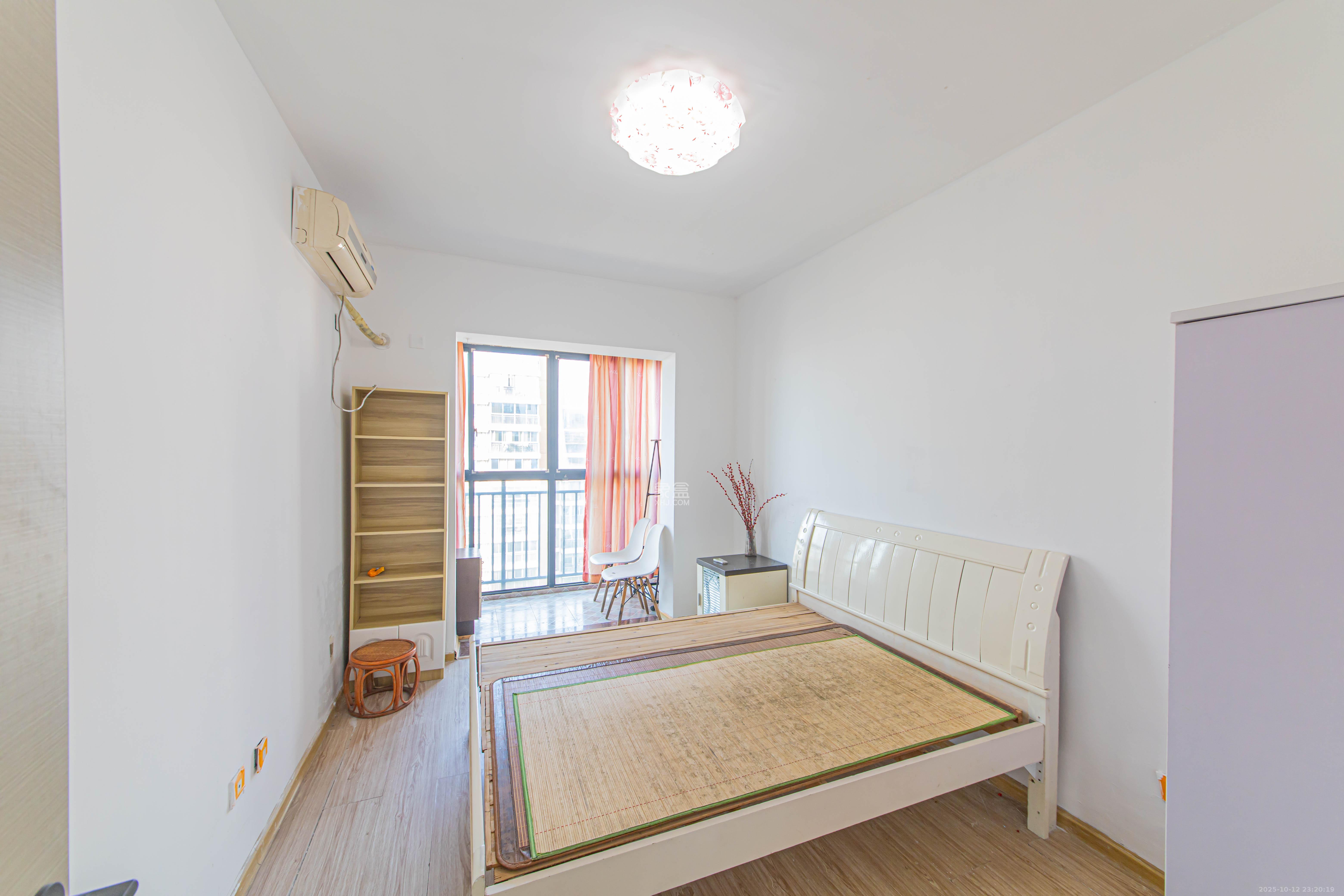 天和家园  3室2厅2卫    100.0万 天和家园  3室2厅2卫    100.0万卧室