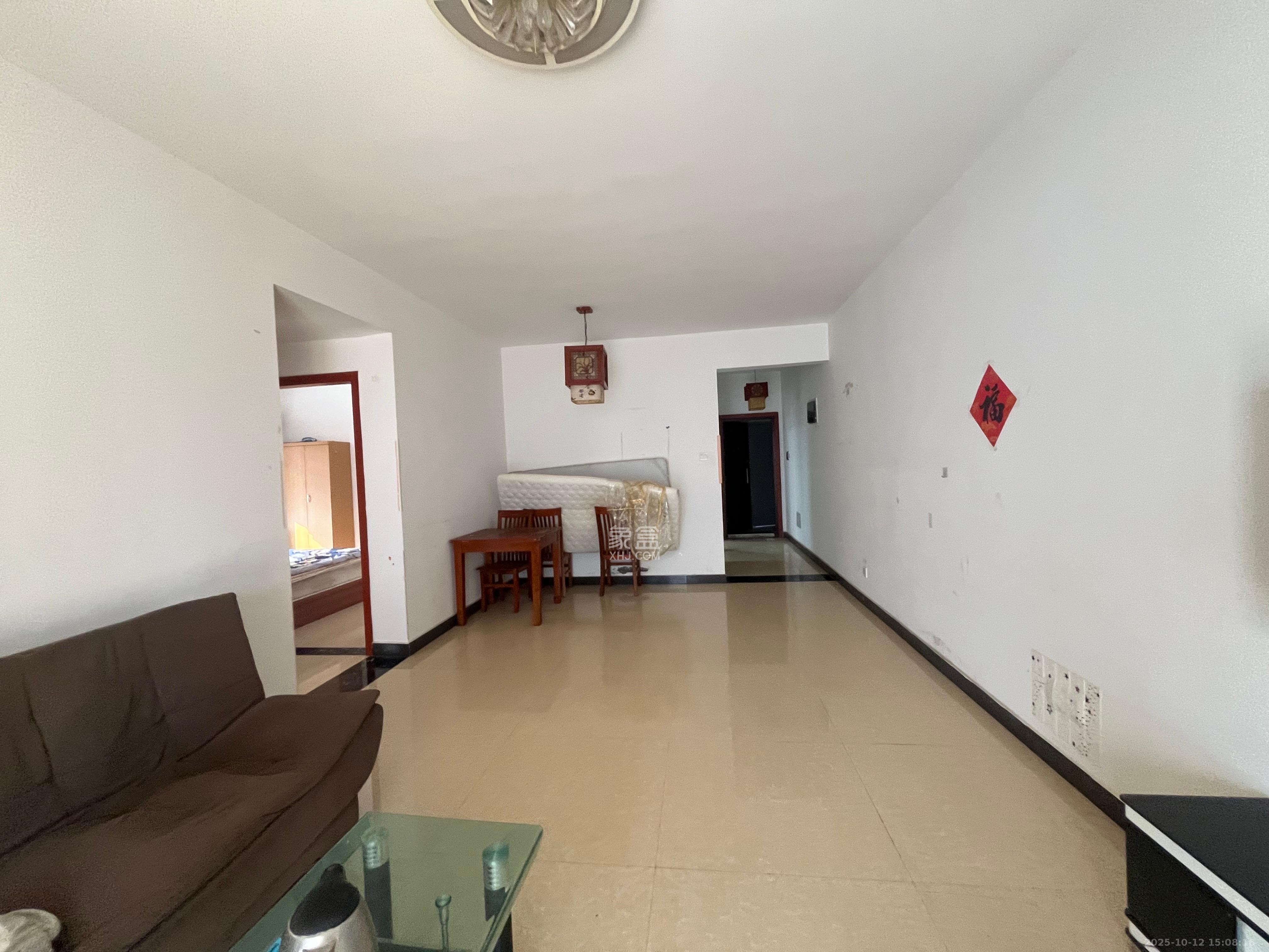 保利花园  2室2厅1卫    1800.0元/月 保利花园  2室2厅1卫    1800.0元/月室内图