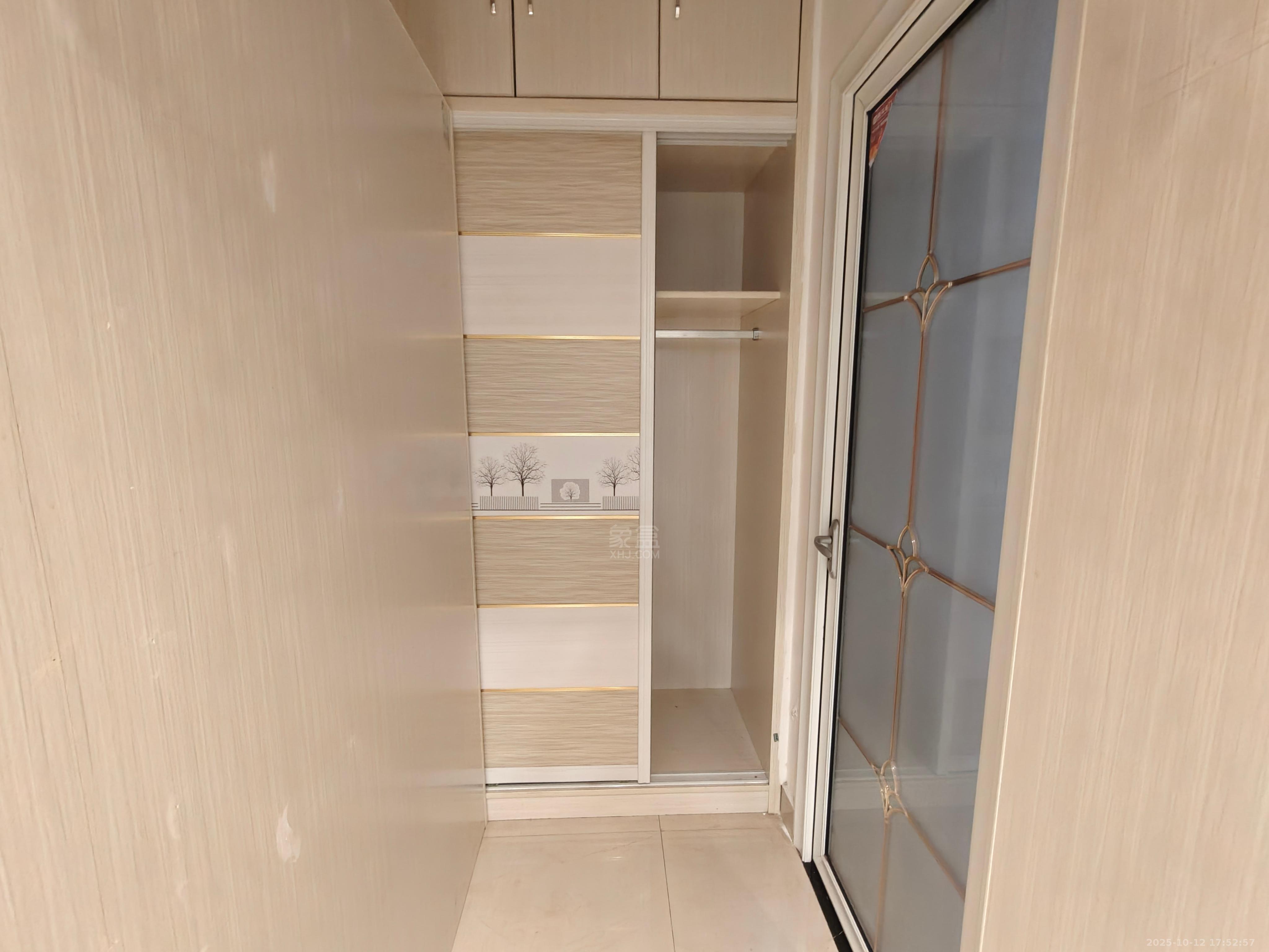 佳兆业金域天下三期  3室2厅2卫    1800.0元/月室内图