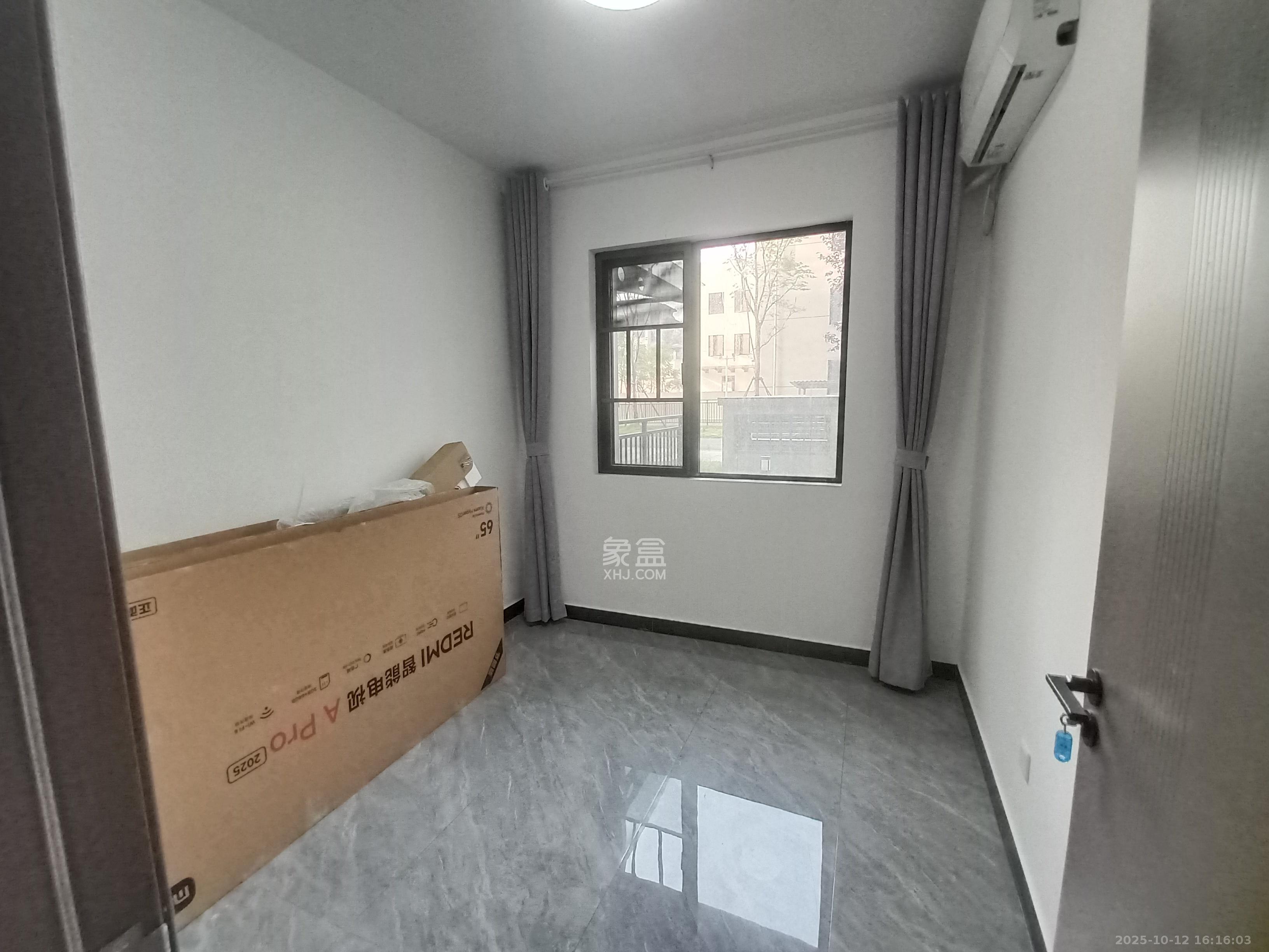 惟智园安置小区  4室2厅2卫    2800.0元/月 惟智园安置小区  4室2厅2卫    2800.0元/月室内图