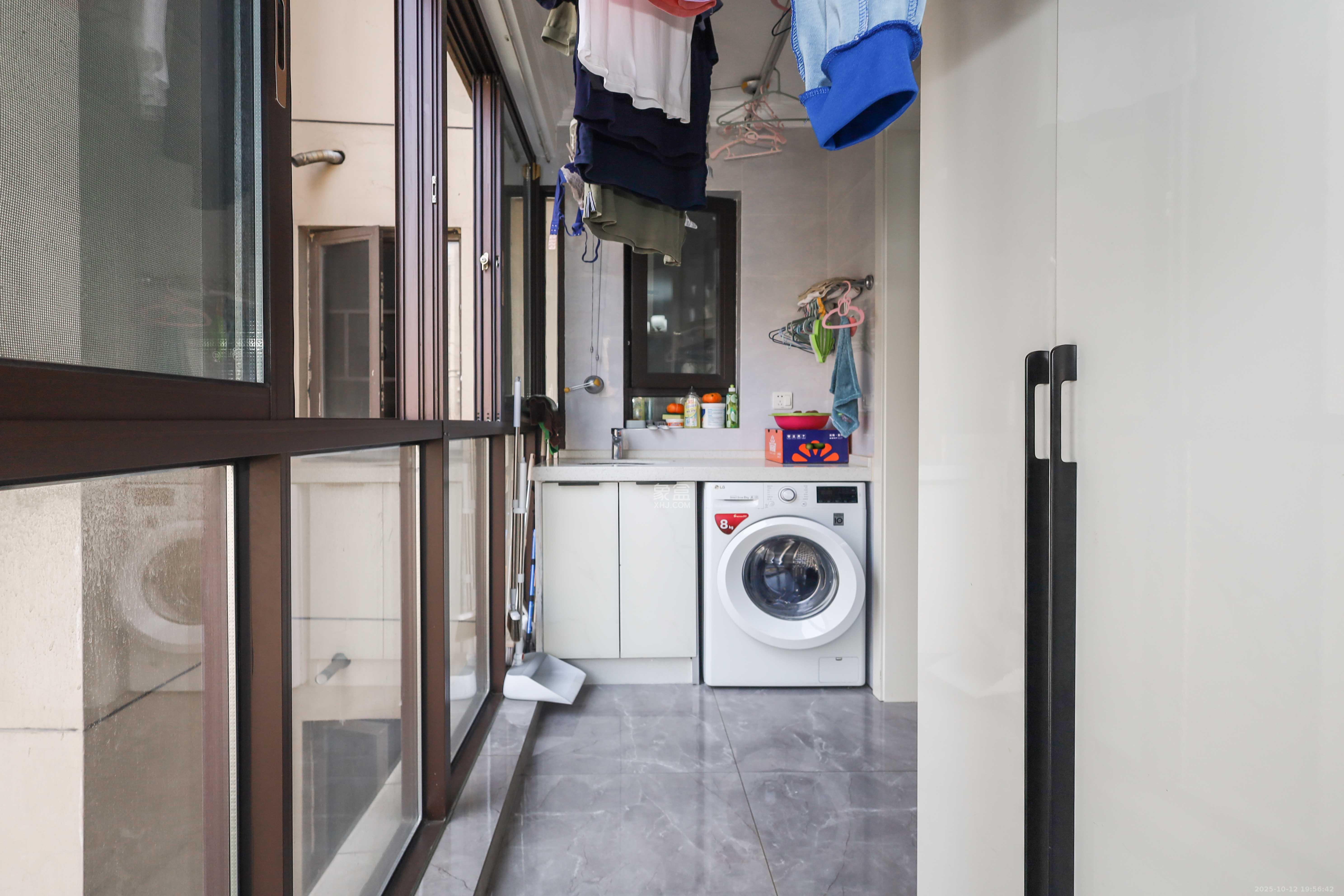 梅溪湖合能璞丽  3室2厅2卫    125.0万阳台