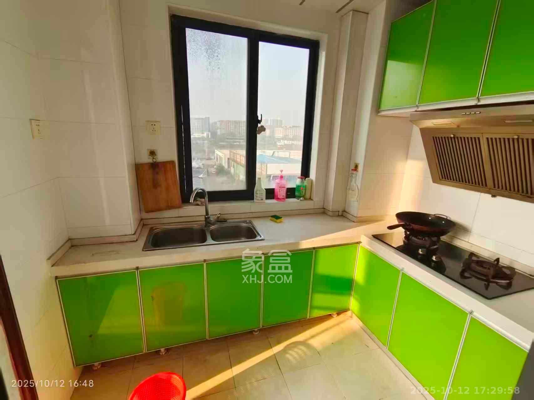 天和家园  2室2厅1卫    2000.0元/月室内图