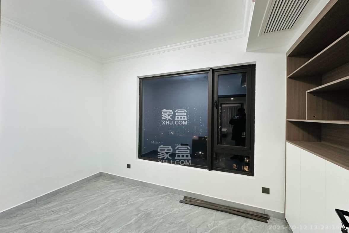 建发央著 3室2厅2卫 3500.0元/月 建发央著 3室2厅2卫 3500.0元/月室内图