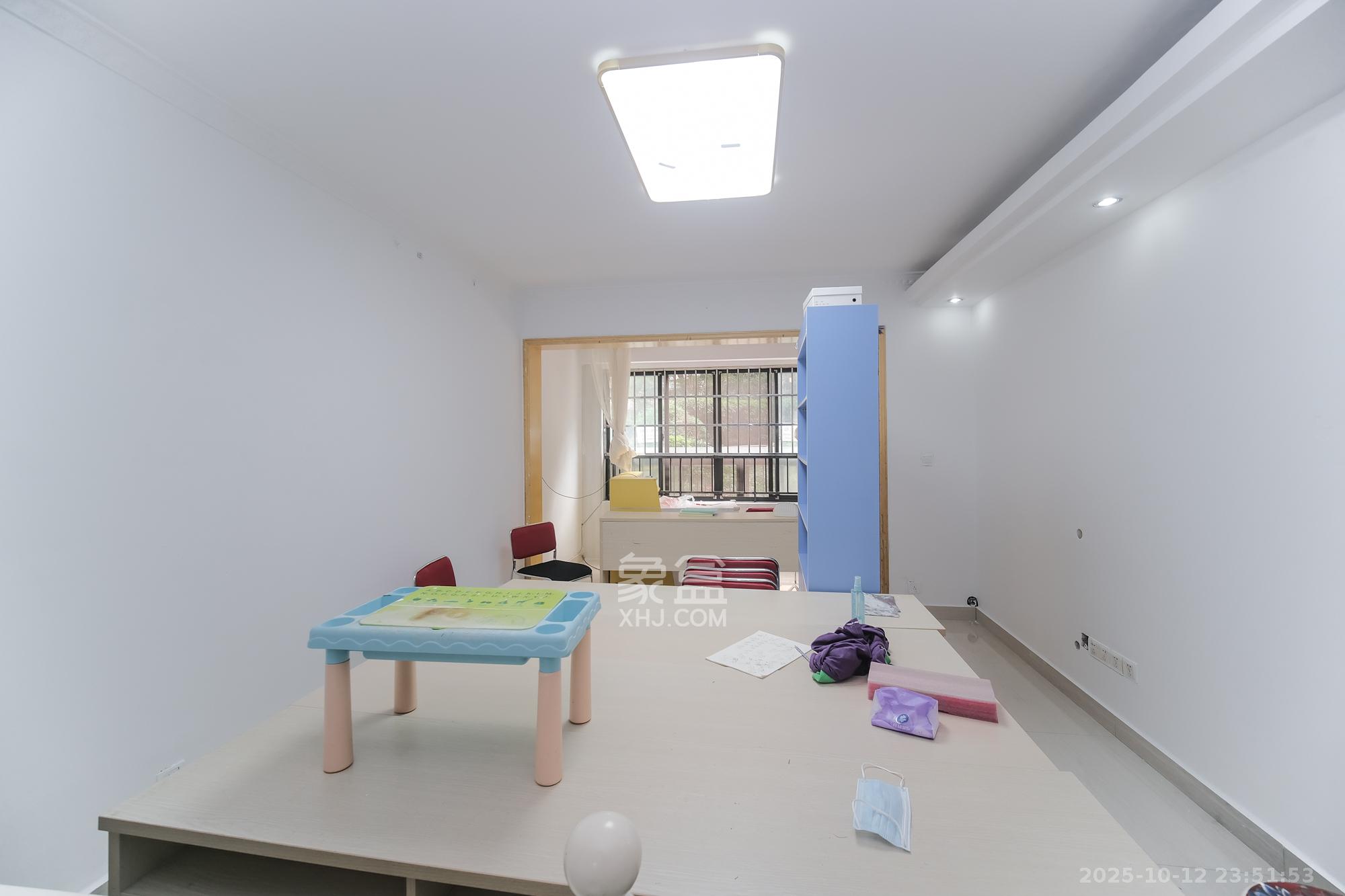 三一街区  1室2厅1卫    88.8万