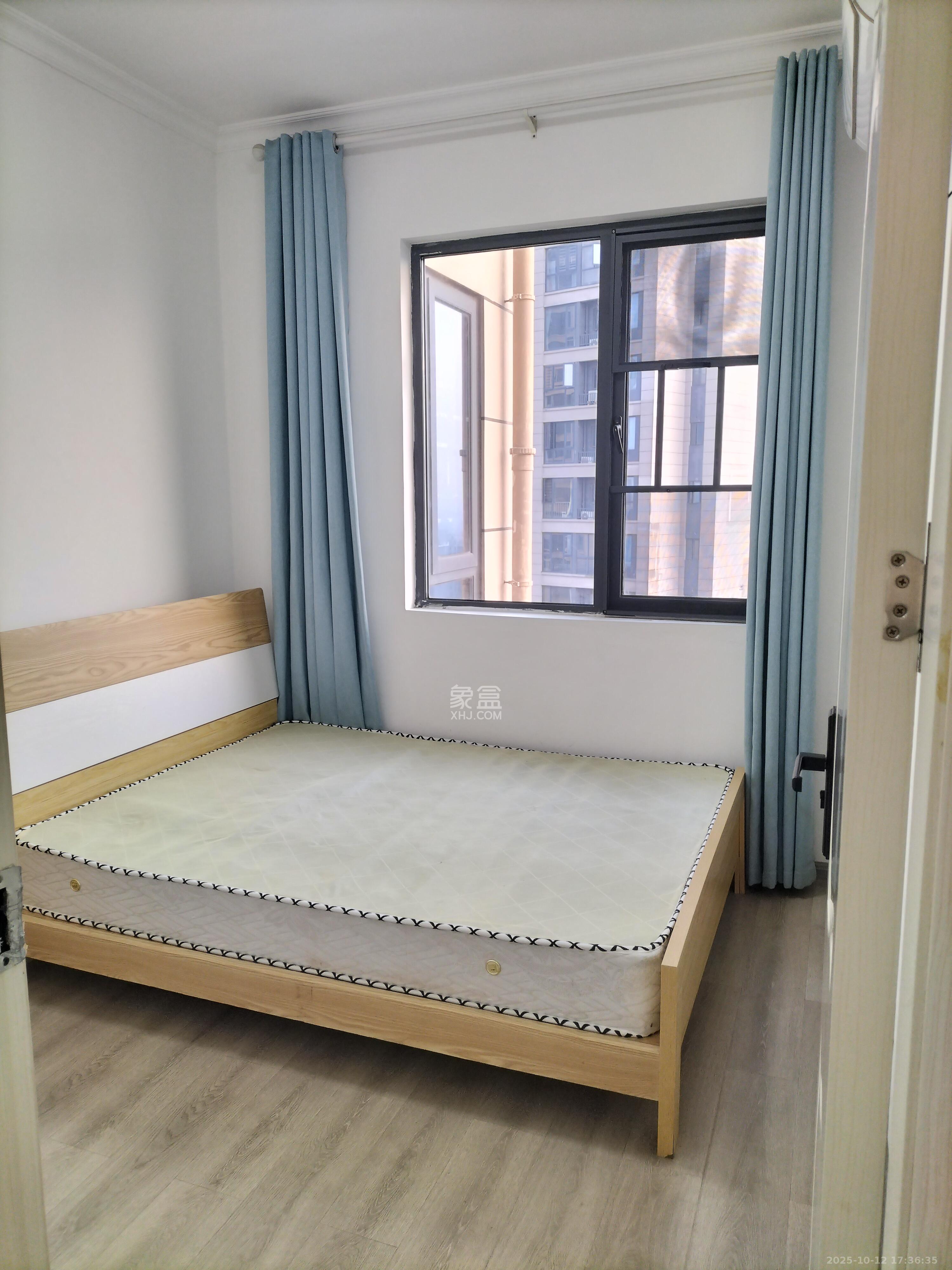 山水梅溪雅郡  3室2厅1卫    2400.0元/月室内图