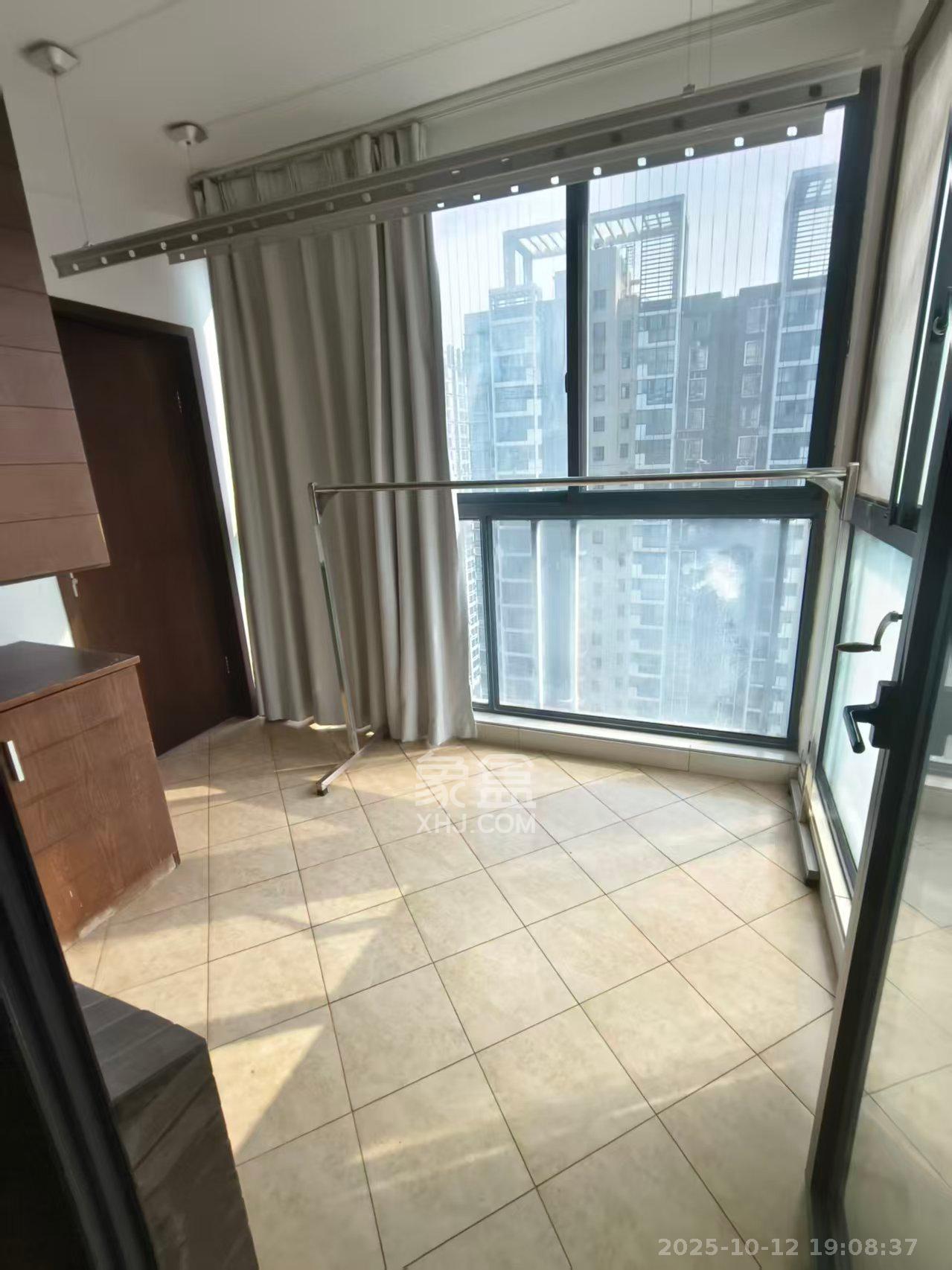 三万英尺 4室2厅1卫 3800.0元/月 三万英尺 4室2厅1卫 3800.0元/月室内图