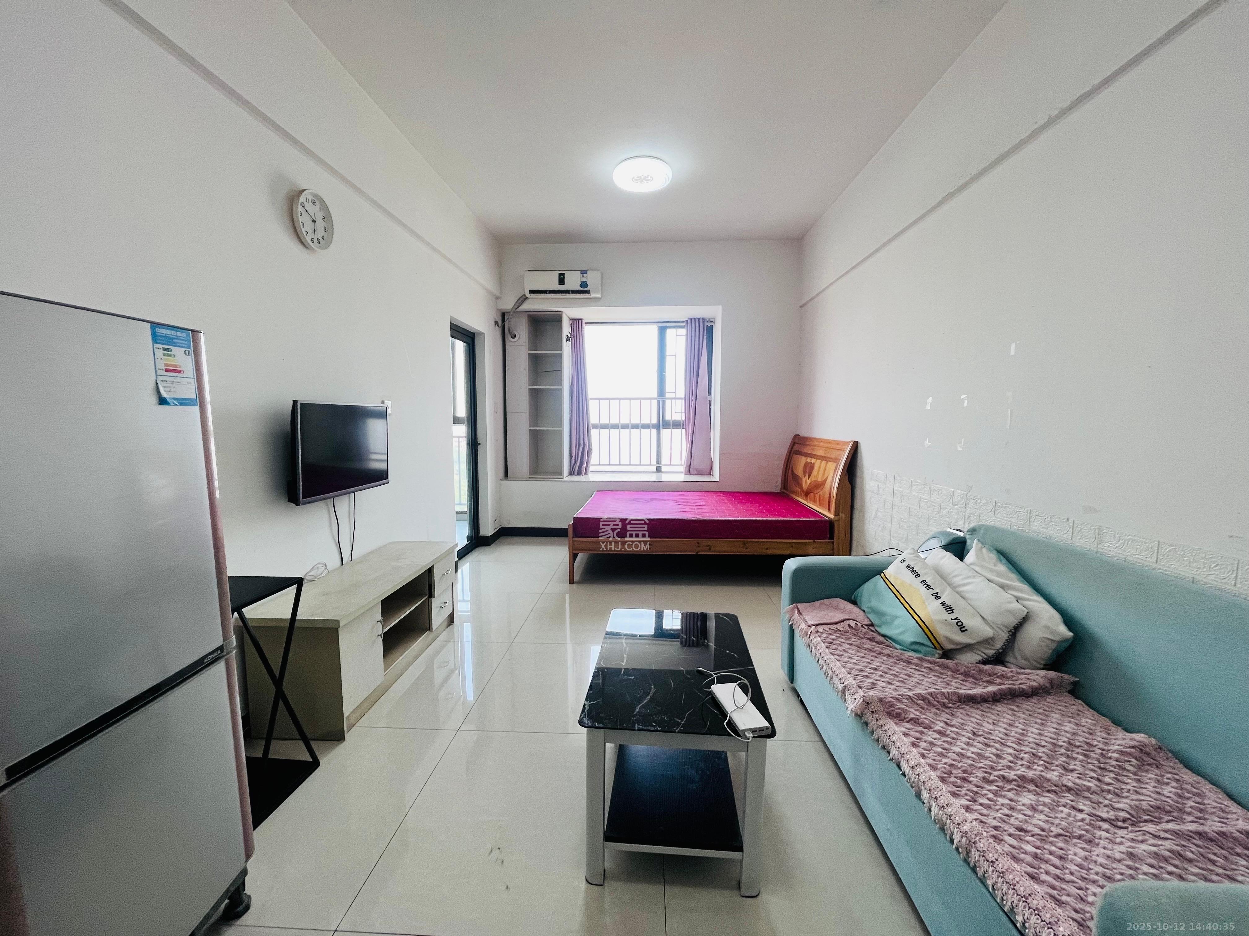 地华梅溪湖畔 1室1厅1卫 1600.0元/月 地华梅溪湖畔 1室1厅1卫 1600.0元/月室内图