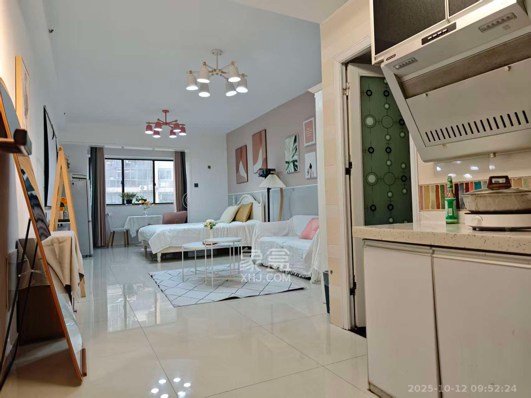 人瑞潇湘国际  1室1厅1卫    2100.0元/月室内图