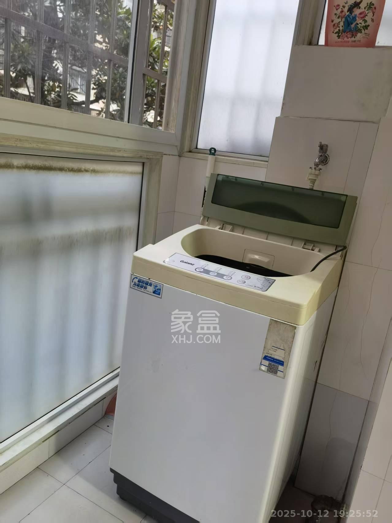 好家园  2室1厅1卫    1600.0元/月室内图