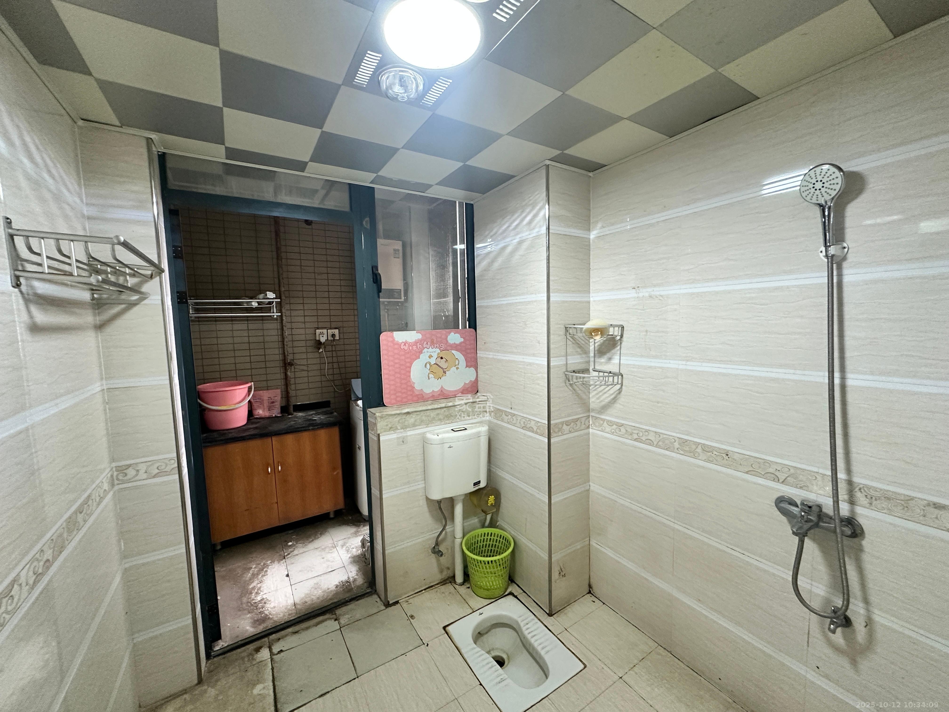 高升金典  1室1厅1卫    1700.0元/月室内图