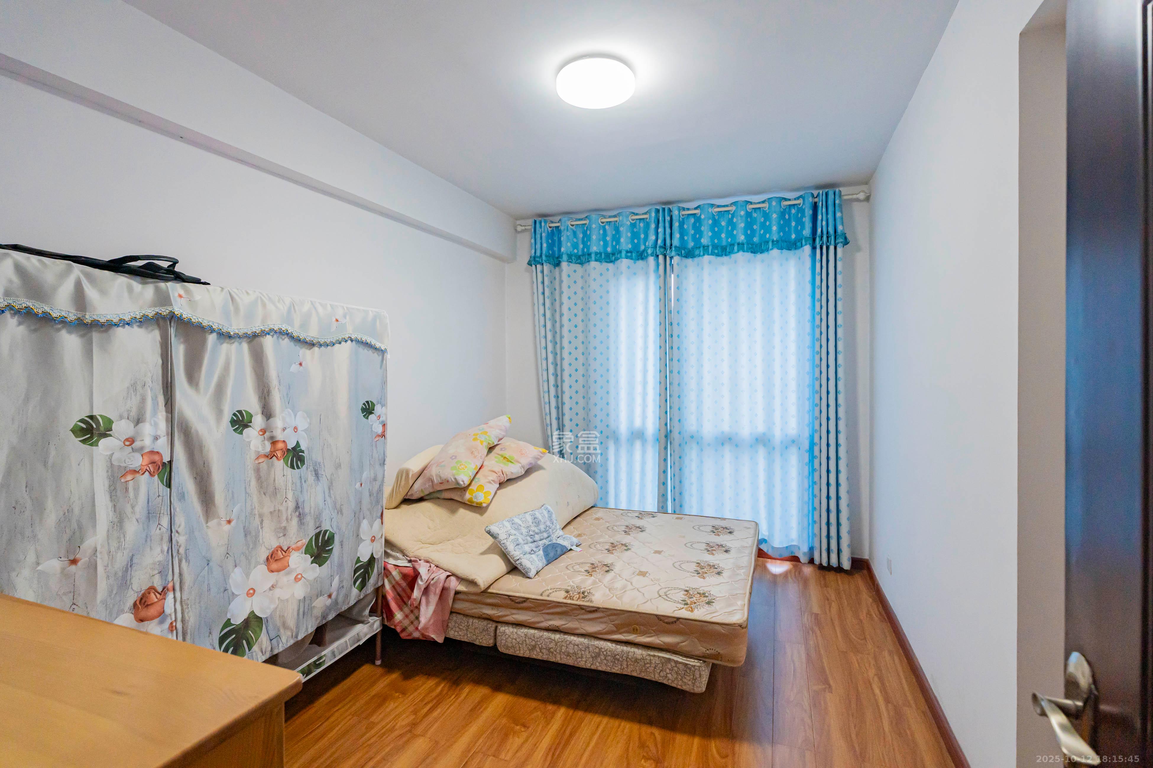 海洋半岛(月珑湾) 3室2厅2卫 138.0万 海洋半岛(月珑湾) 3室2厅2卫 138.0万卧室