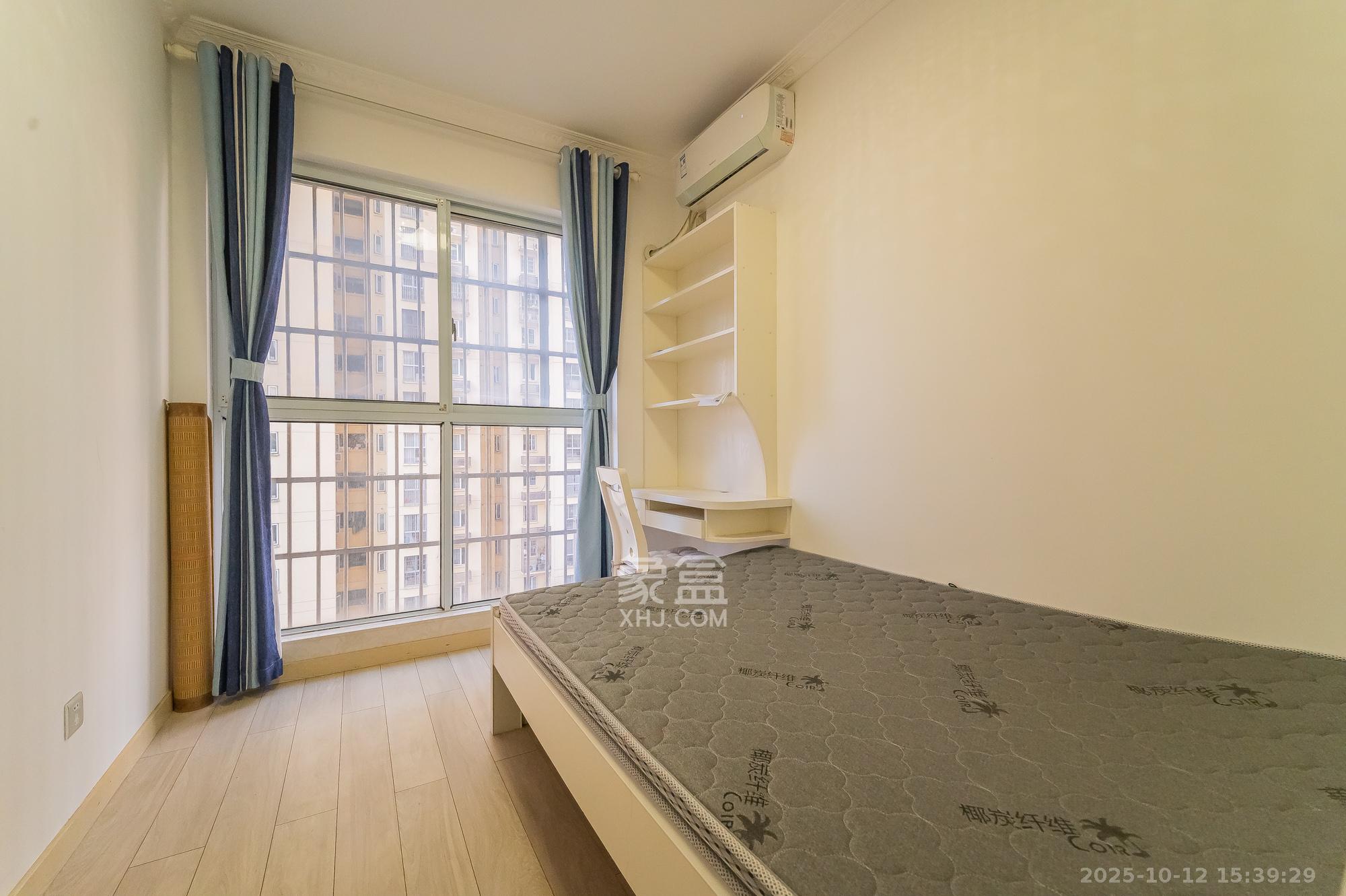 MOMA当代广场  3室2厅1卫    1999.0元/月室内图