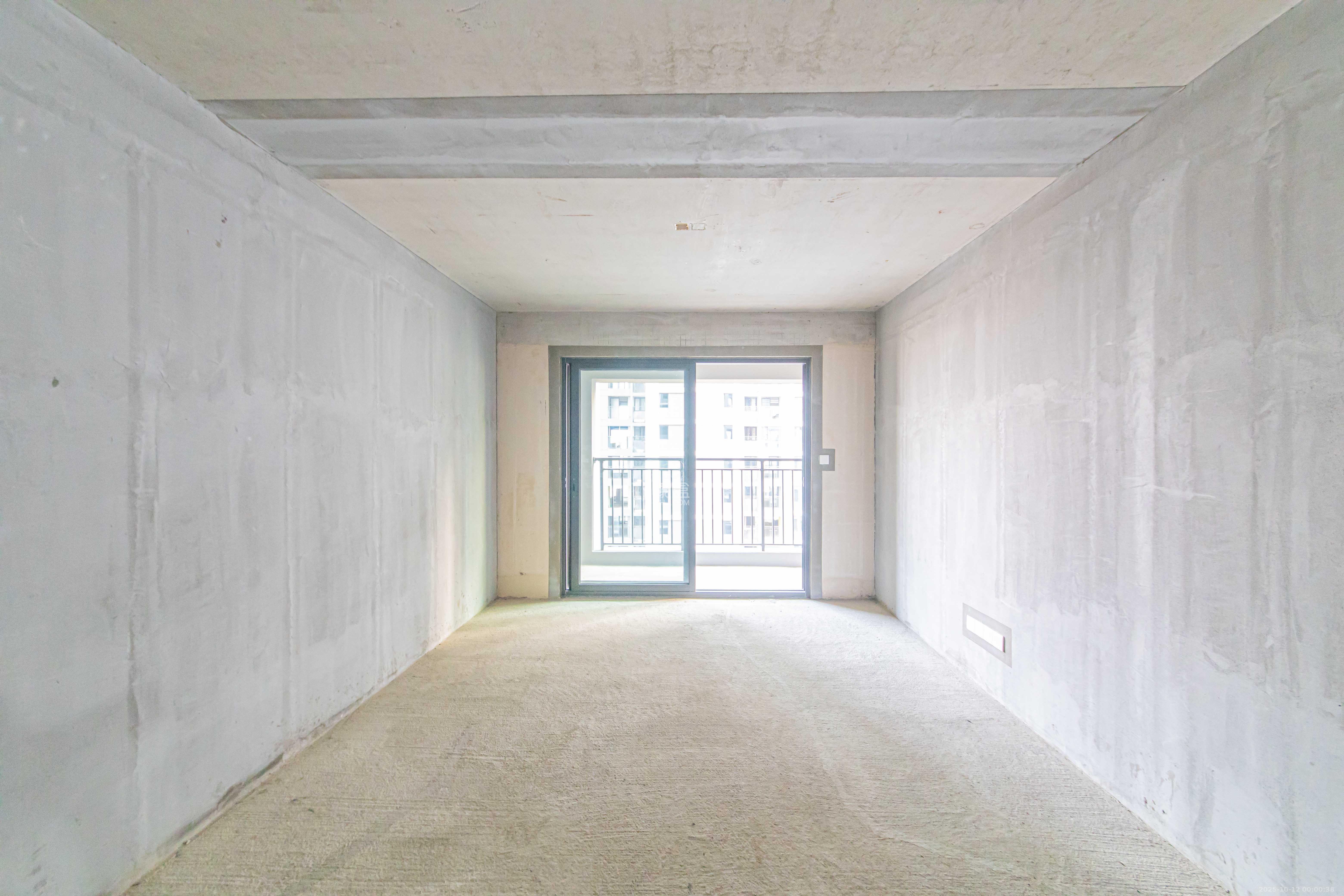 招商蛇口璀璨学府  3室2厅2卫    130.0万 招商蛇口璀璨学府  3室2厅2卫    130.0万