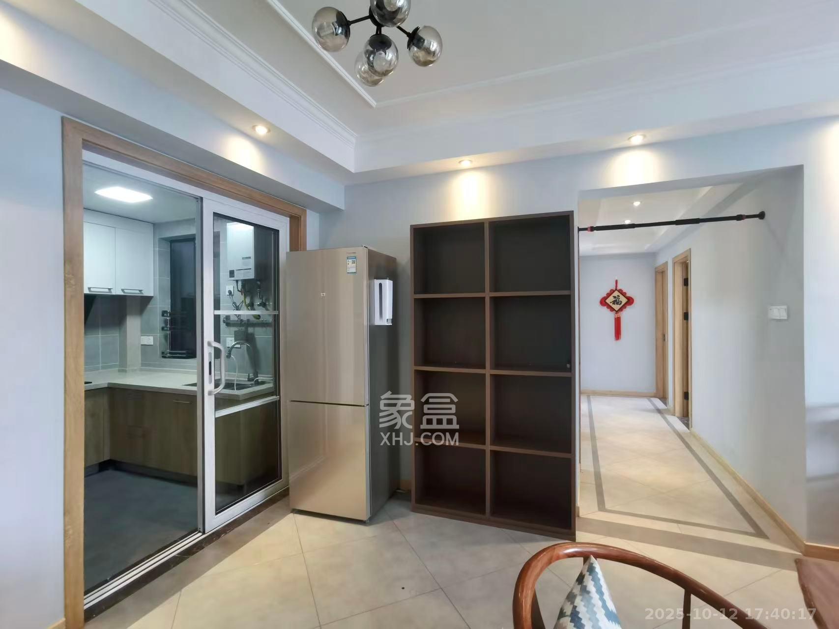 钰龙天下二期(钰龙佳园)  3室2厅2卫    3000.0元/月 钰龙天下二期(钰龙佳园)  3室2厅2卫    3000.0元/月室内图