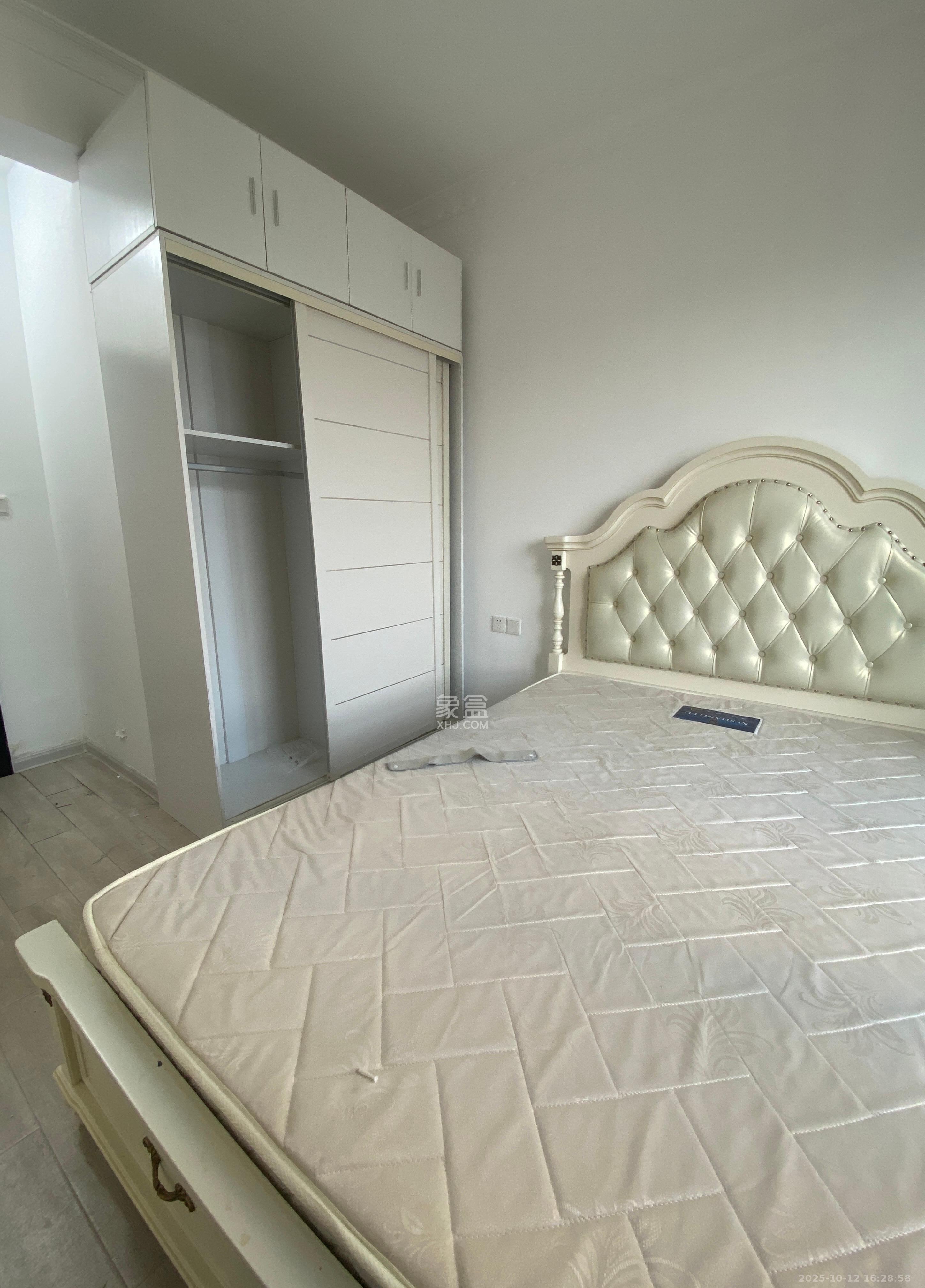 叠彩兰亭 1室0厅0卫 3000.0元/月 叠彩兰亭 1室0厅0卫 3000.0元/月室内图