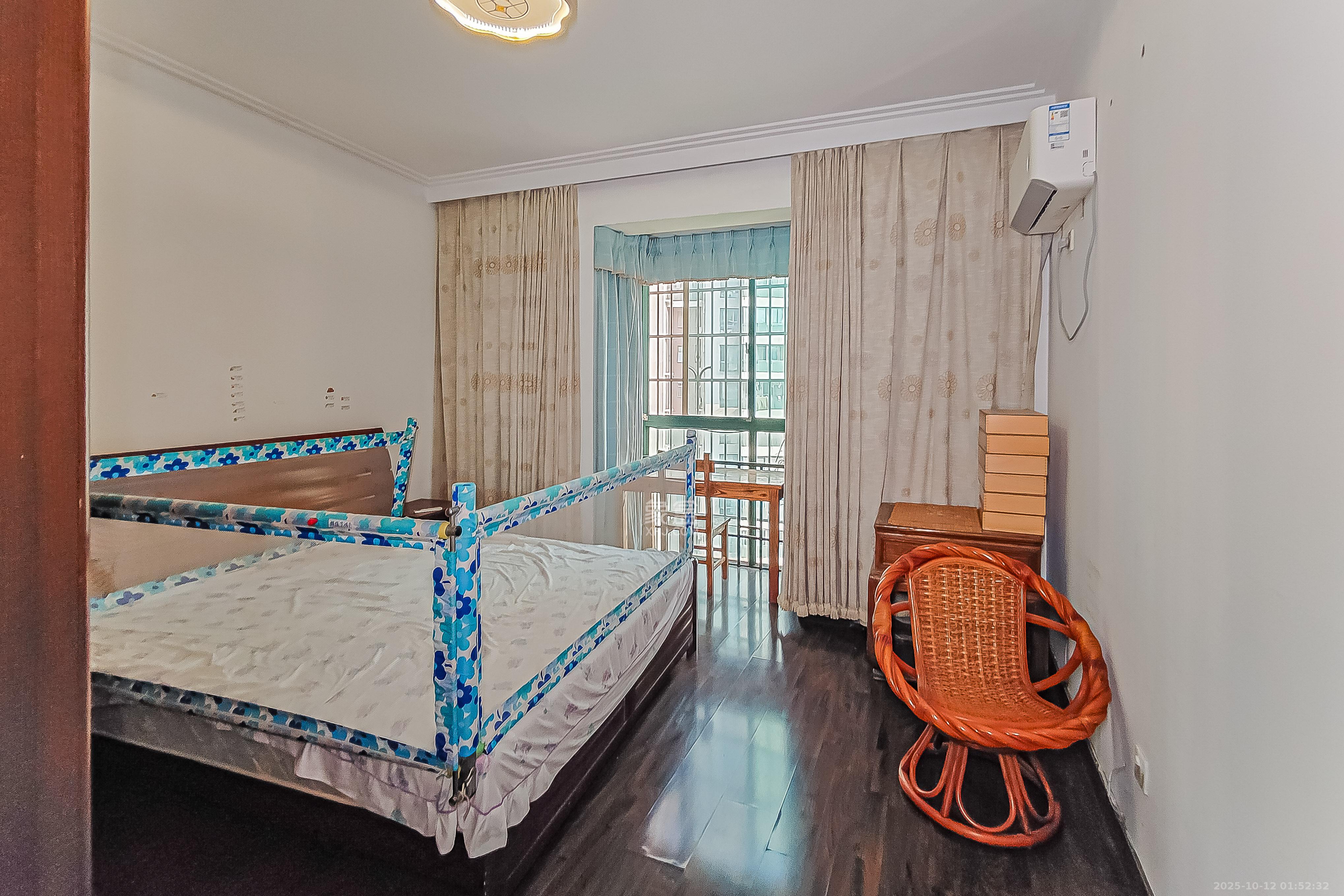 华盛家园  3室2厅1卫    85.0万卧室