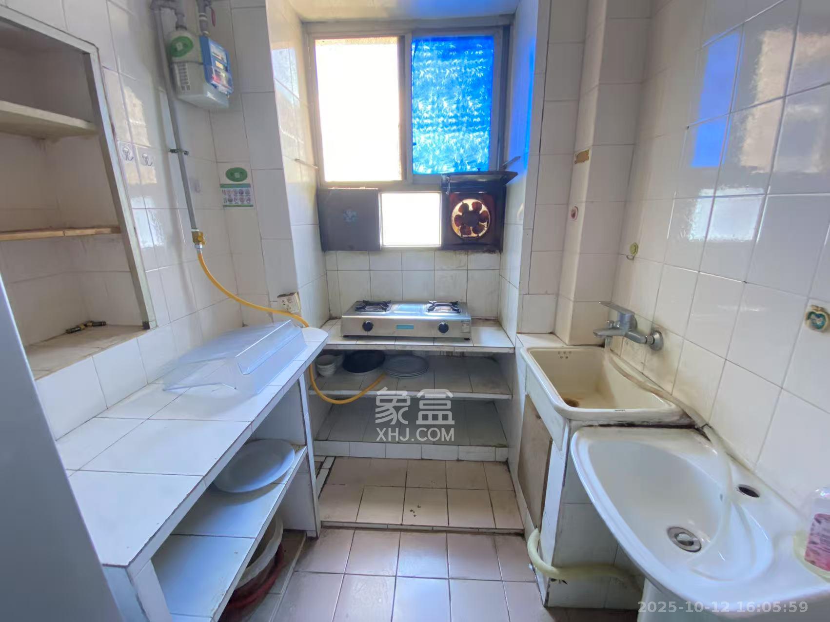 东瓜山三村(东电社区) 2室1厅1卫 1100.0元/月 东瓜山三村(东电社区) 2室1厅1卫 1100.0元/月室内图