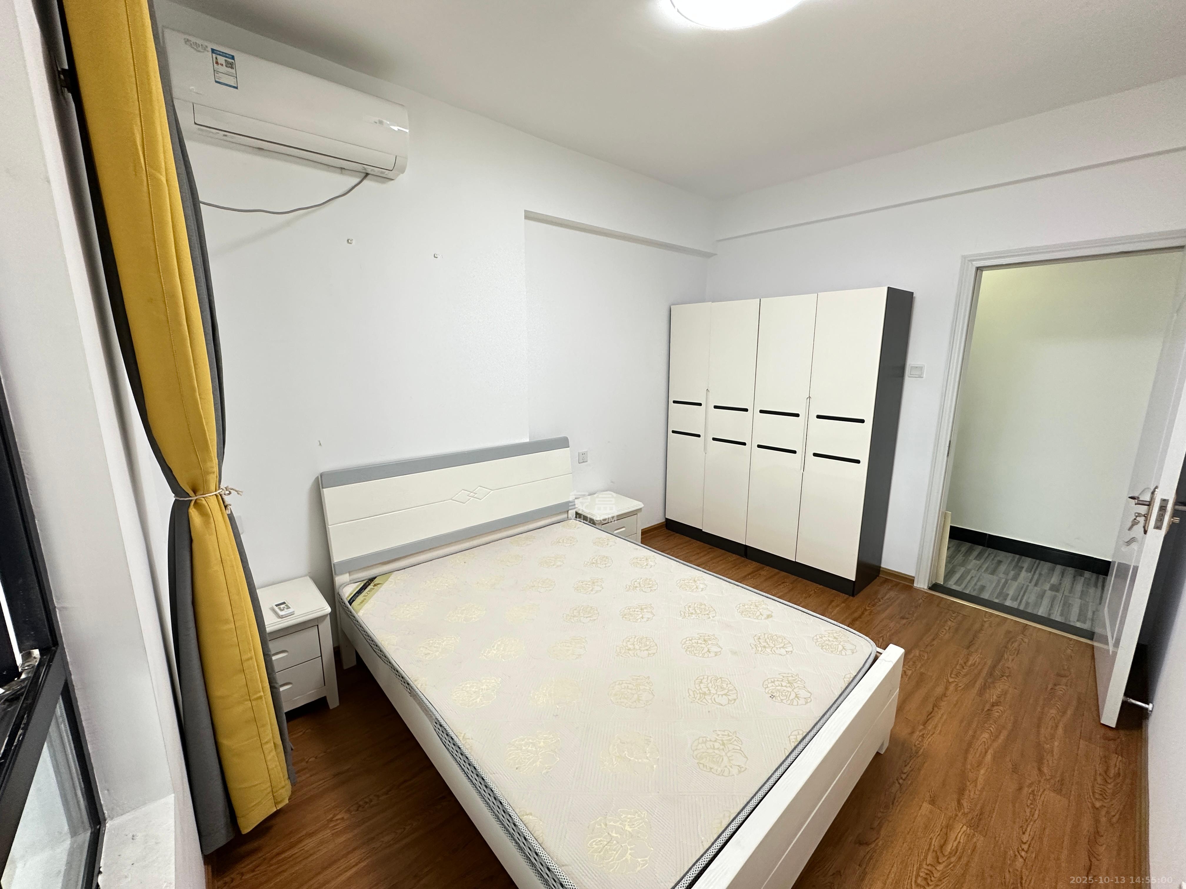 荣悦台 3室2厅2卫 3700.0元/月 荣悦台 3室2厅2卫 3700.0元/月室内图