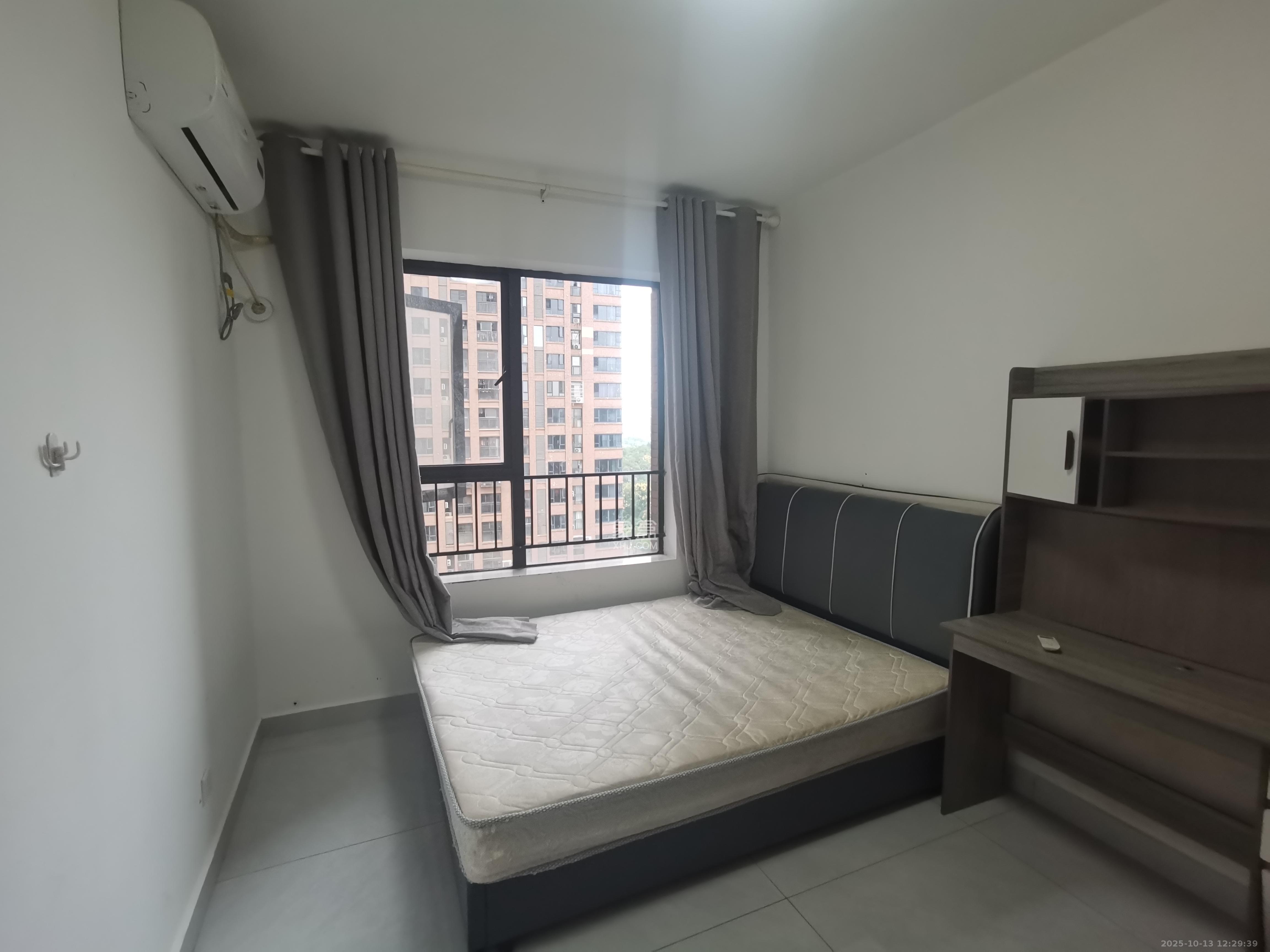 三一街区  3室2厅2卫    2200.0元/月室内图