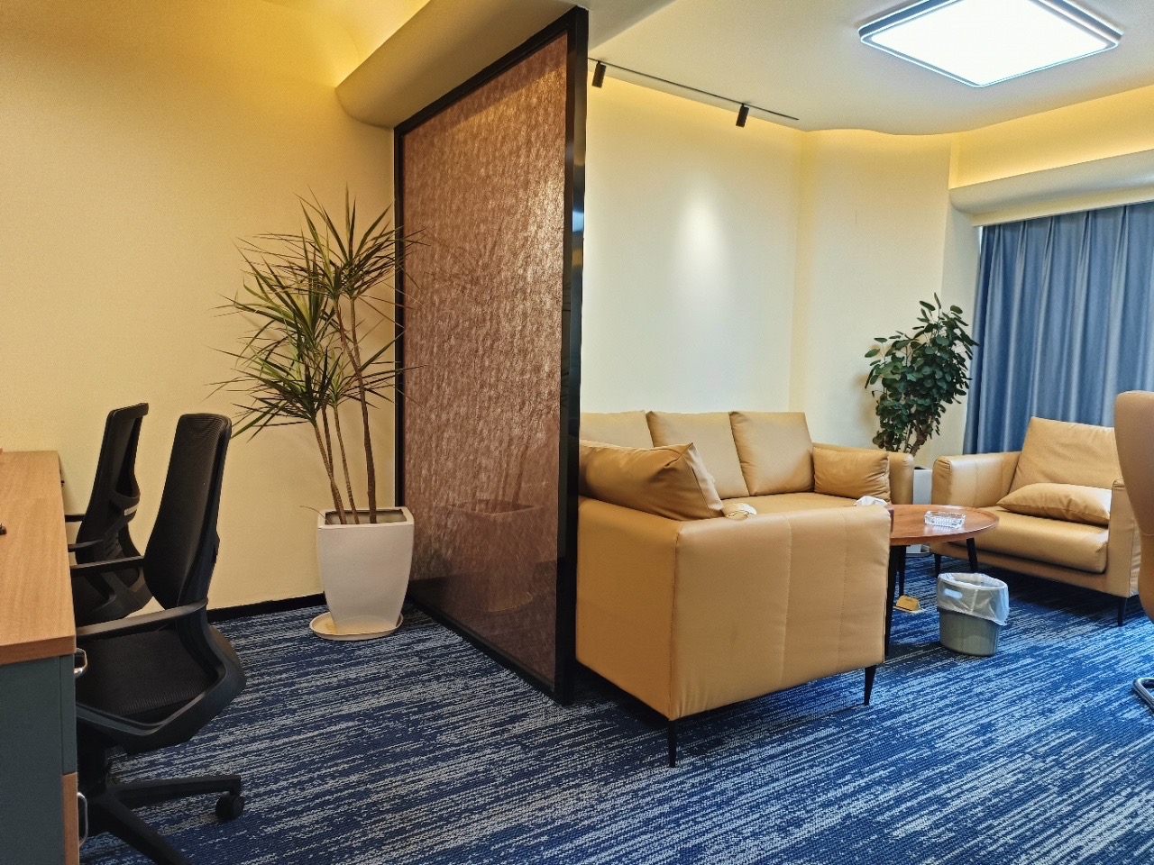 金城SOHO（海岸金城金城国际）  2室2厅1卫    123.0万客厅