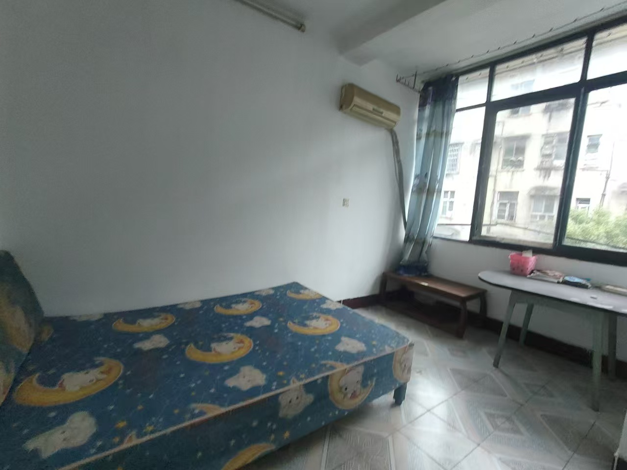 梓园社区(麻纺厂宿舍)  2室1厅1卫    500.0元/月室内图