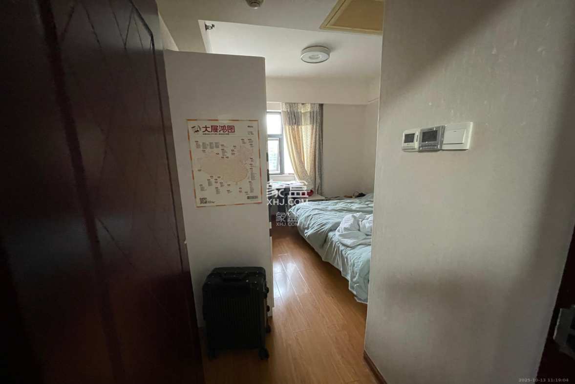 东塘瑞府 2室1厅1卫 2500.0元/月 东塘瑞府 2室1厅1卫 2500.0元/月室内图