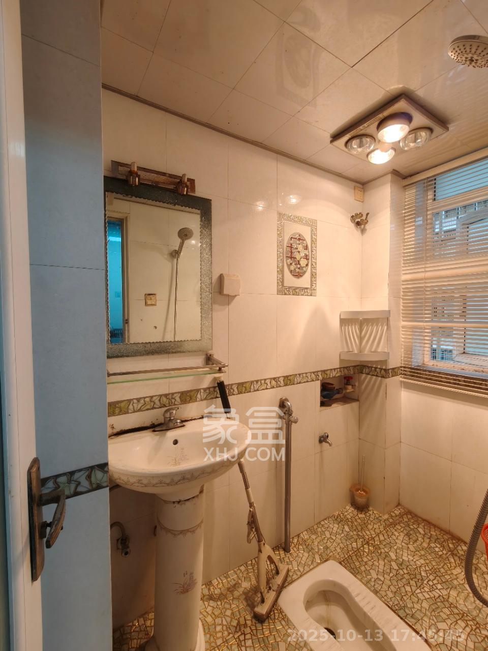 新桥沁园（银港农贸市场）  2室2厅1卫    1700.0元/月室内图