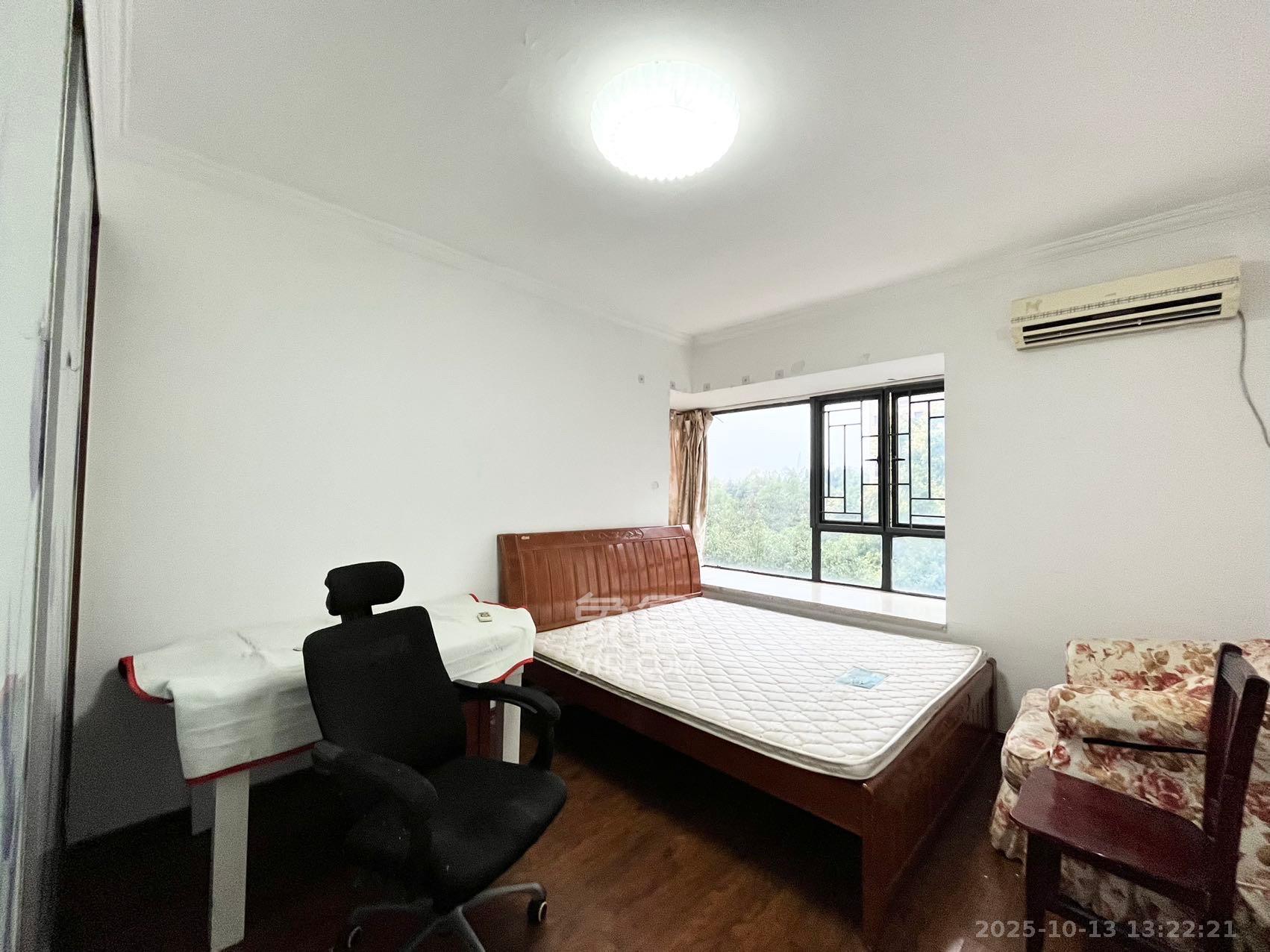 保利麓谷林语B区 3室2厅1卫 2100.0元/月 保利麓谷林语B区 3室2厅1卫 2100.0元/月室内图