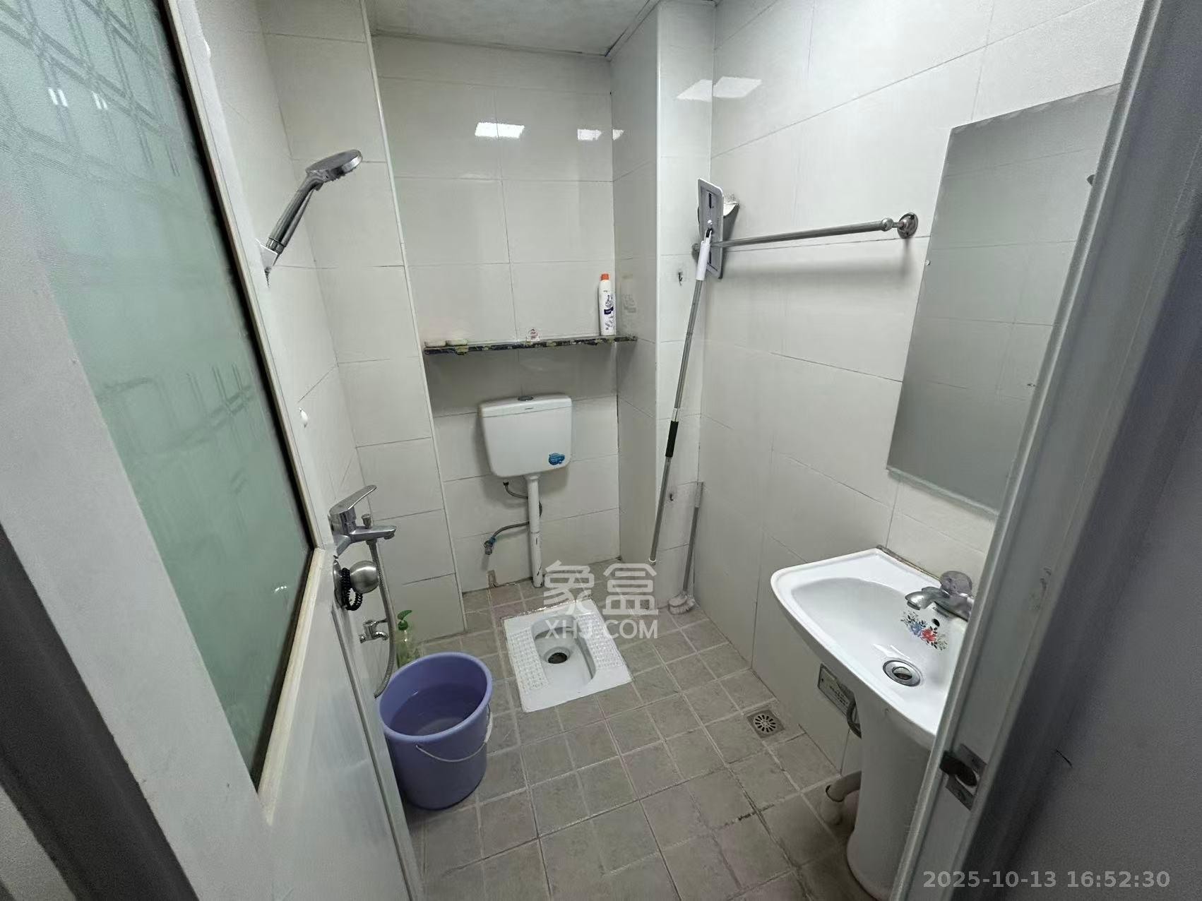 标志浪漫满屋(枫景公寓) 1室1厅1卫 1300.0元/月 标志浪漫满屋(枫景公寓) 1室1厅1卫 1300.0元/月室内图