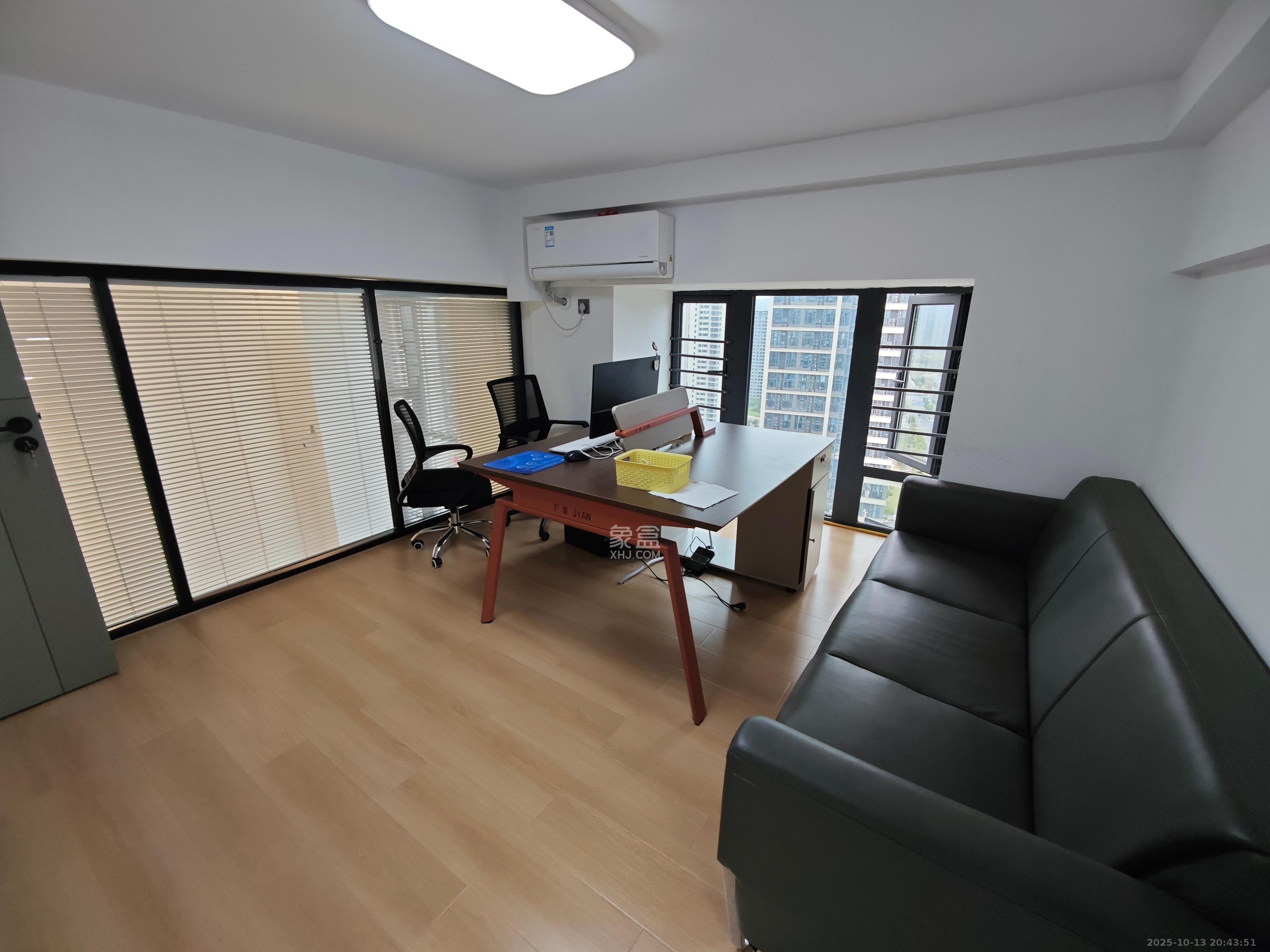 中海阅溪府  2室1厅1卫    4800.0元/月 中海阅溪府  2室1厅1卫    4800.0元/月室内图