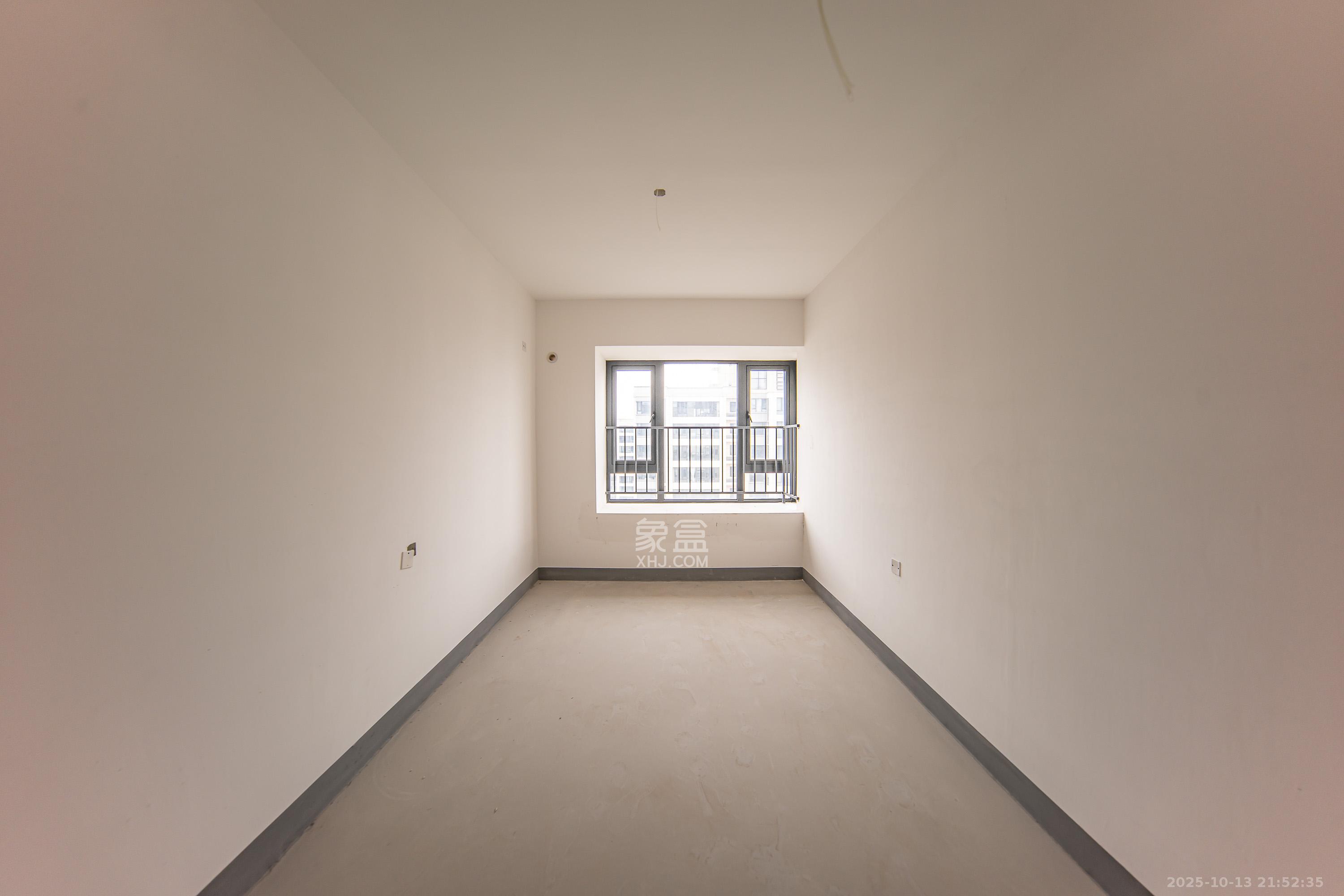 建投象山国际  1室0厅0卫    170.0万卧室