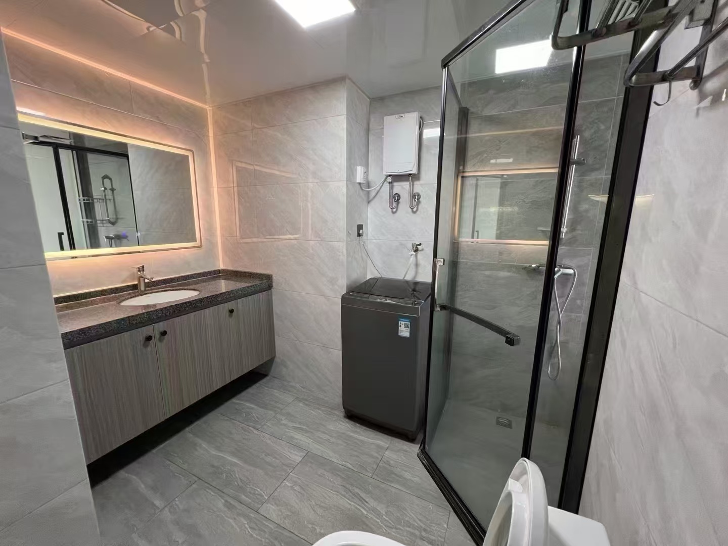 中国城星悦居  1室1厅1卫    2000.0元/月室内图