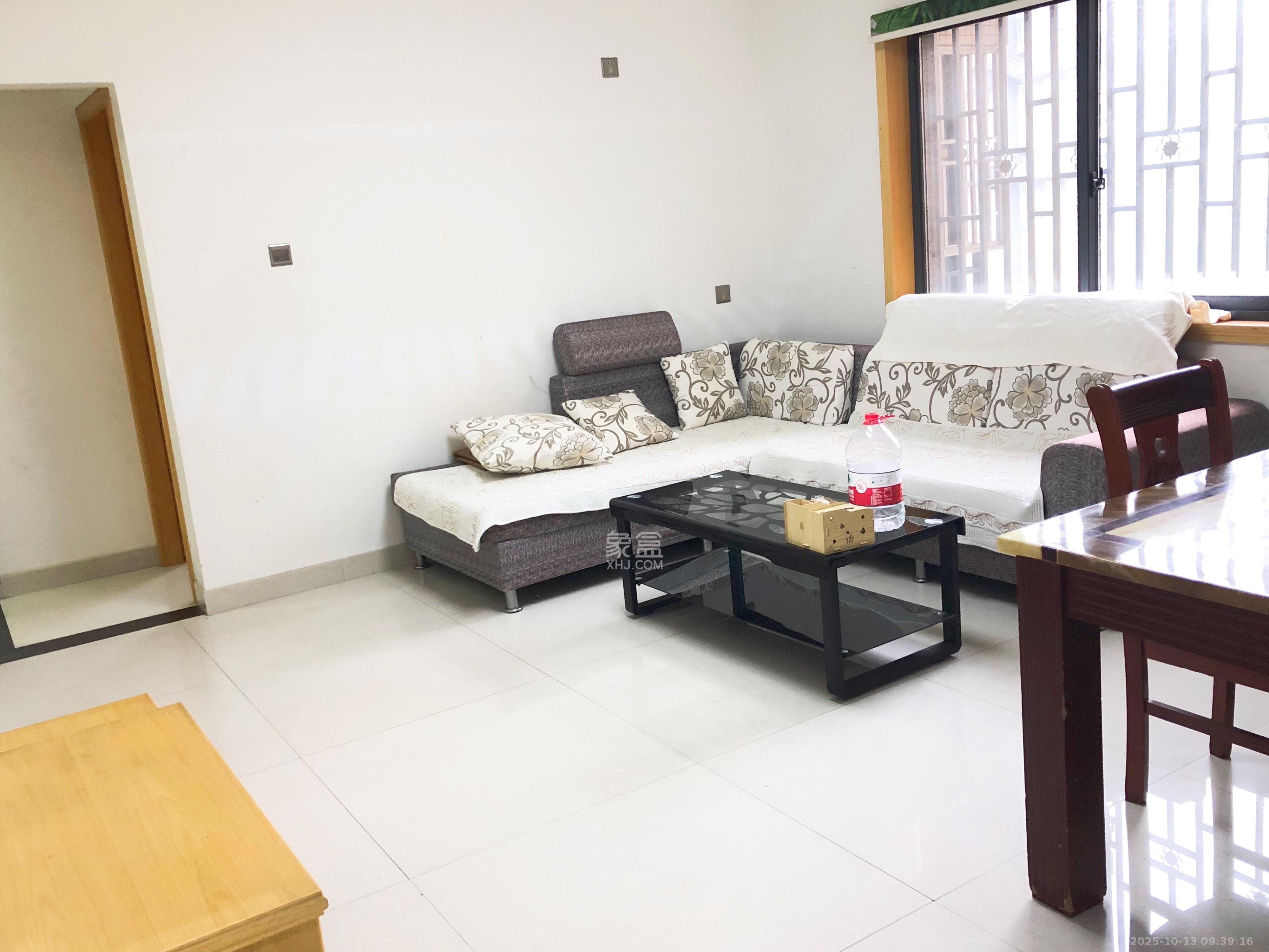 上峰苑(兰亭玥岛) 1室1厅1卫 1700.0元/月 上峰苑(兰亭玥岛) 1室1厅1卫 1700.0元/月室内图