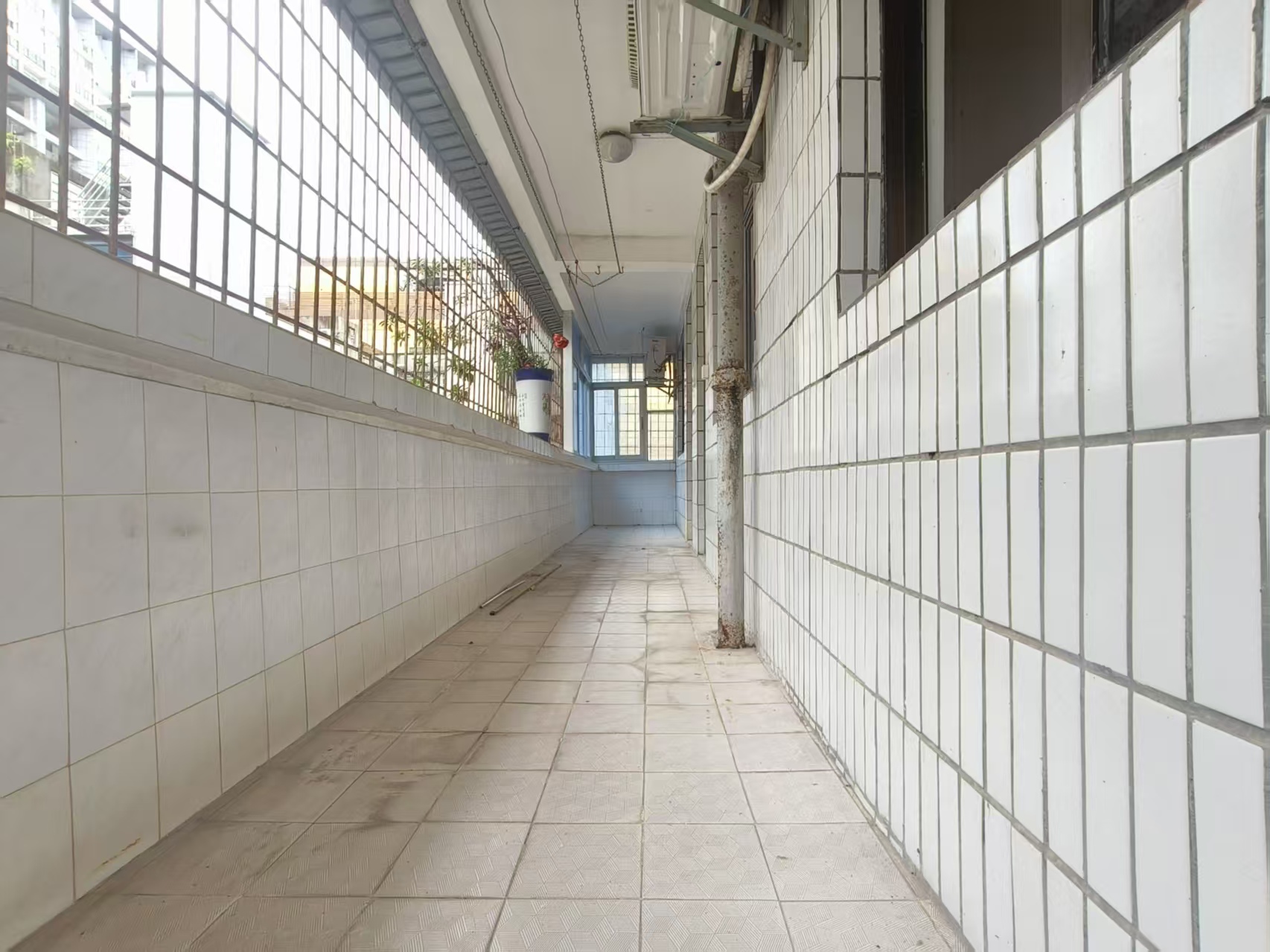 省水产大院  4室2厅2卫    108.0万室内图