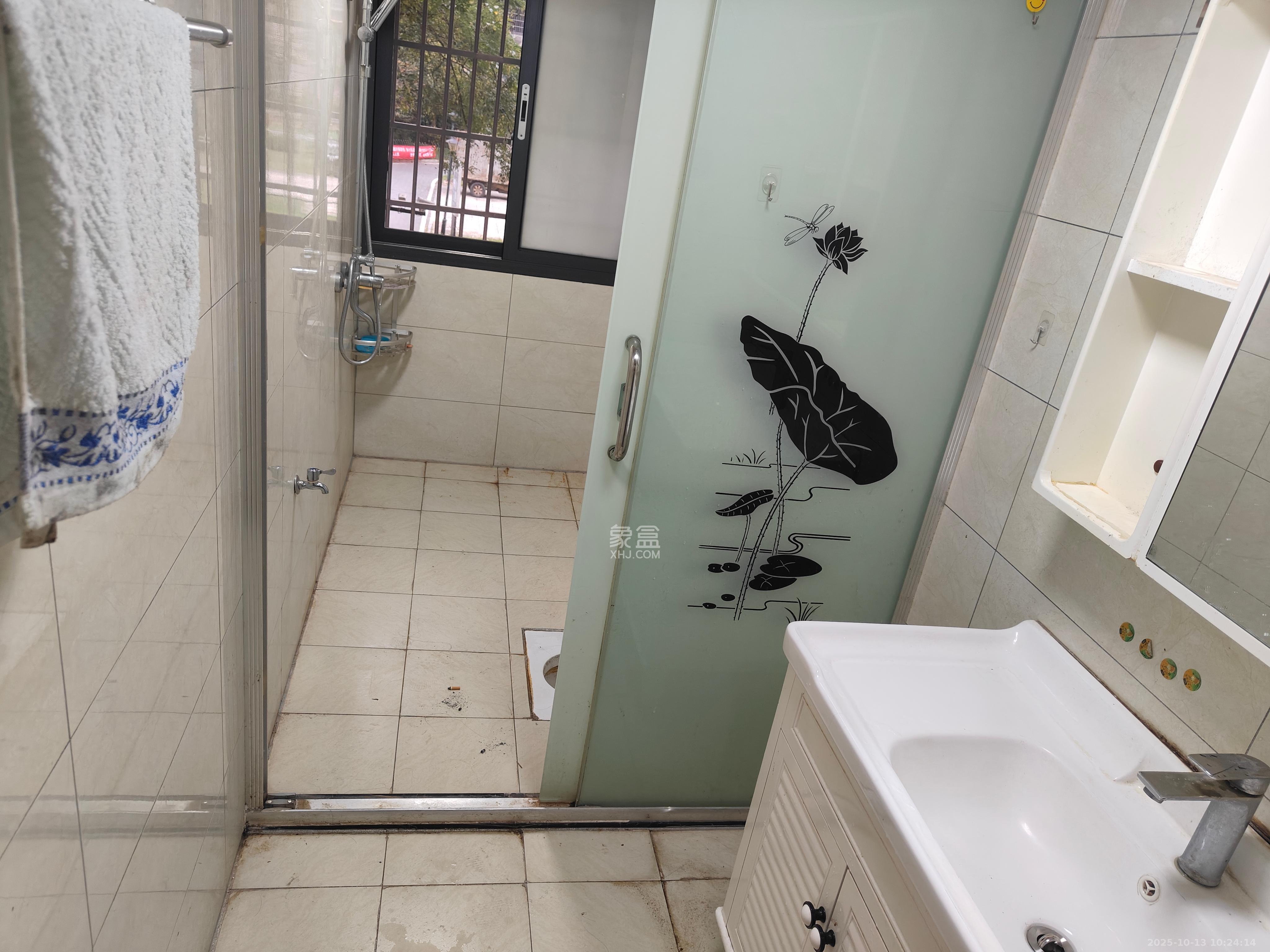 桥头家苑一期  3室2厅0卫    1900.0元/月 桥头家苑一期  3室2厅0卫    1900.0元/月室内图